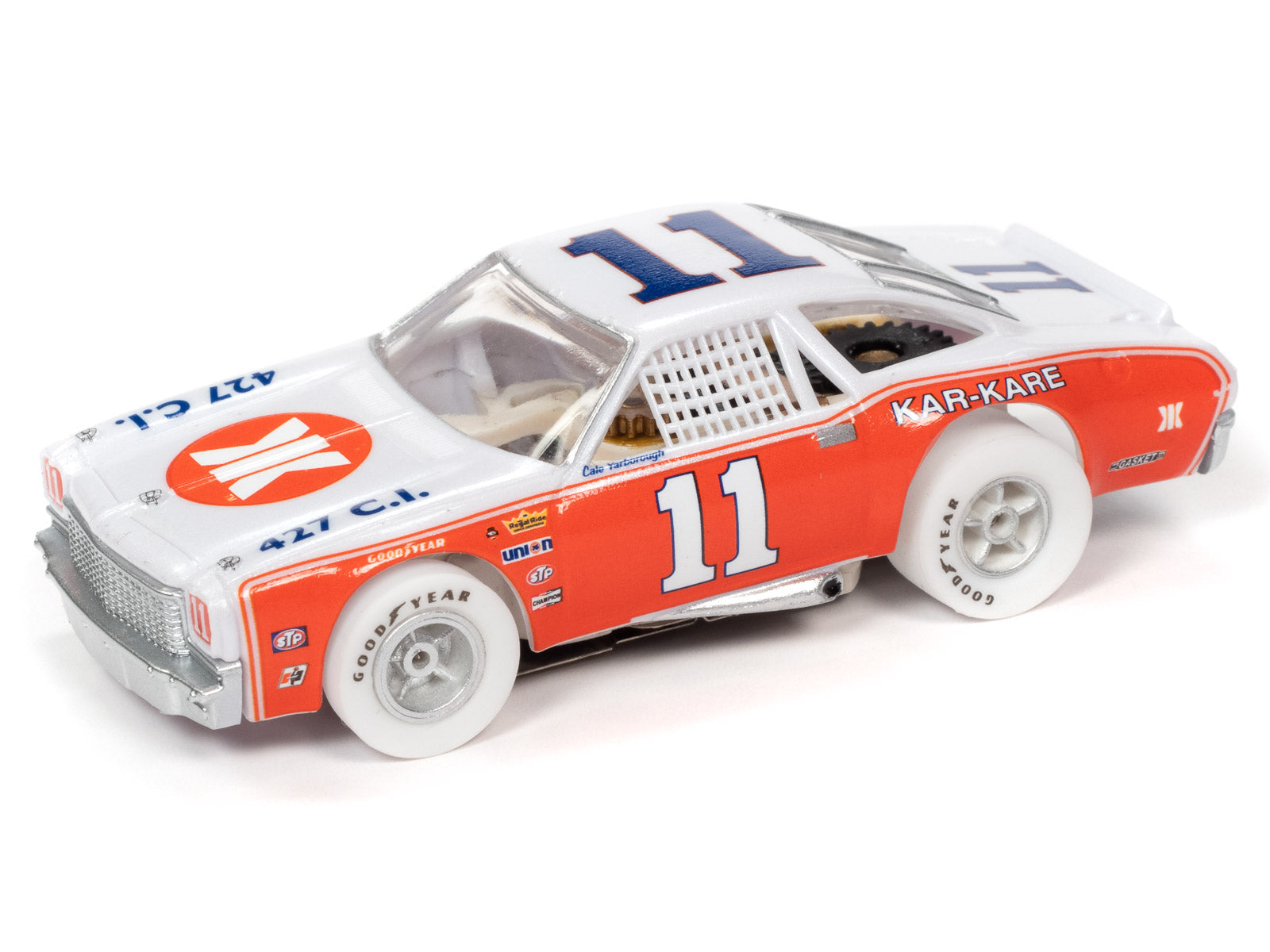 iWheels White Stock Car Legends R31 | SC355 | X-Traction - Thrilling HO Scale Slot Cars