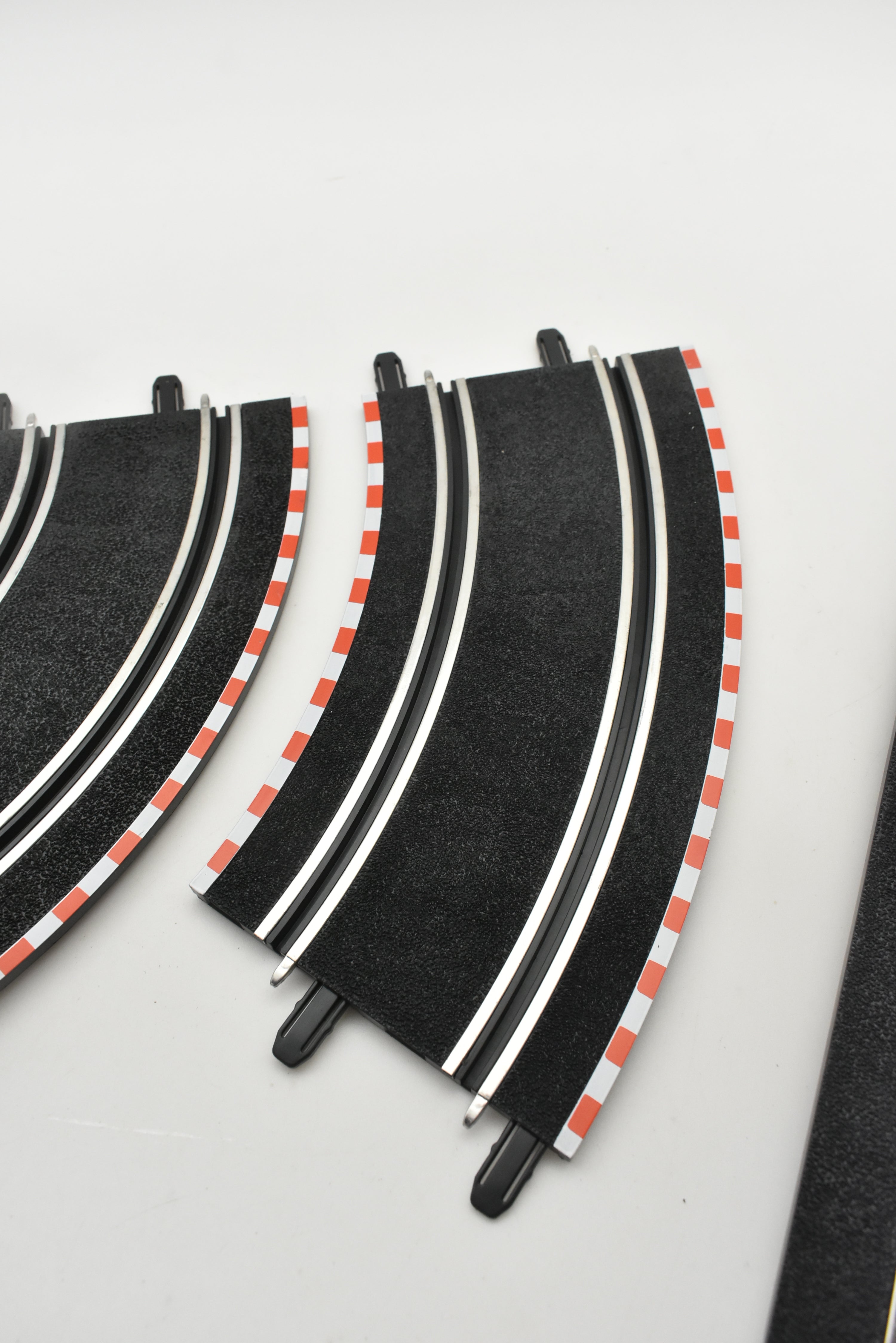 SCX Compact 45 Degree Outer Curve Track - 4 Pieces for a Half - Circle Thrill! | SC - 01.023