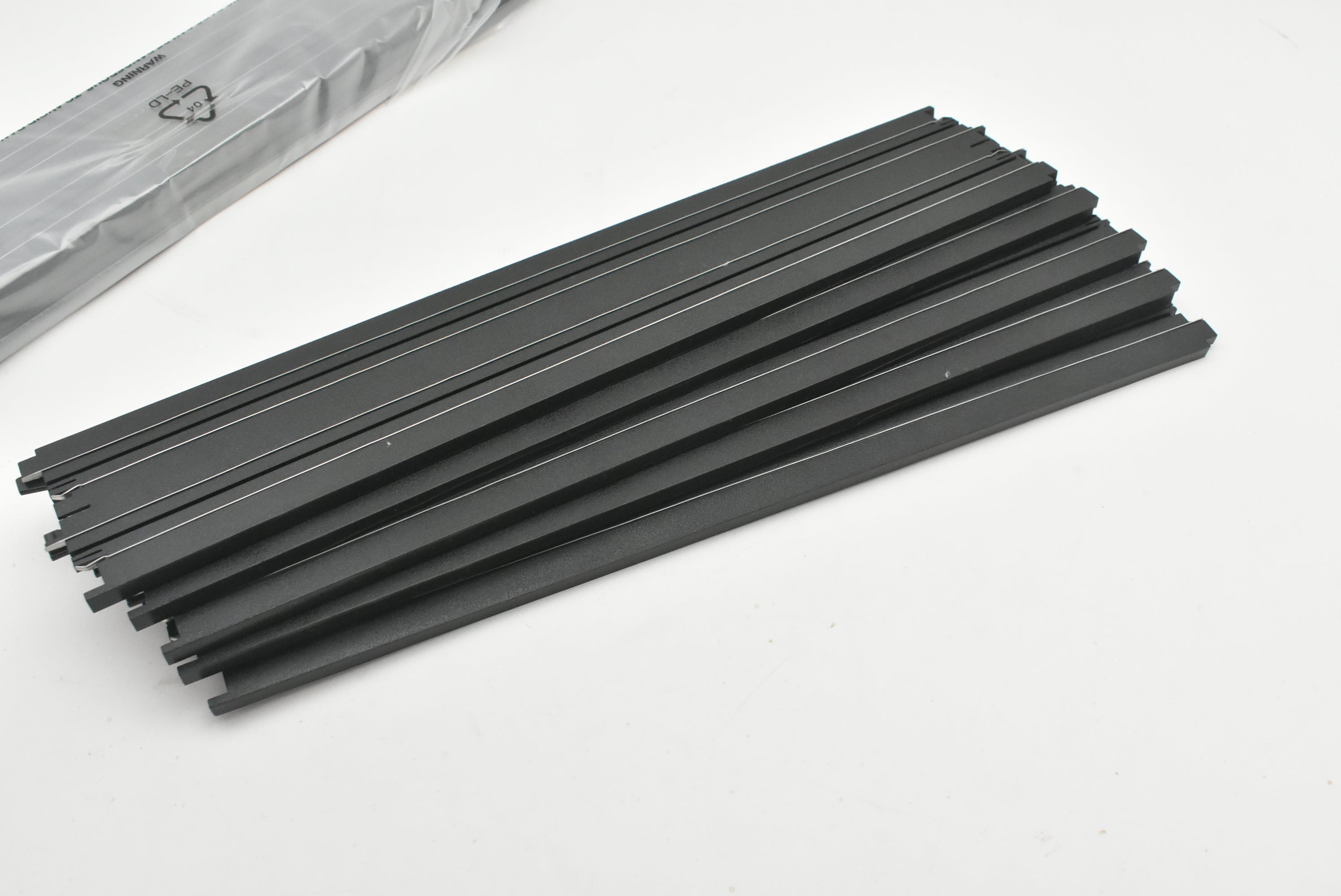 Auto World 15' Traxessories Straight Track - BULK Deal! (H0045)