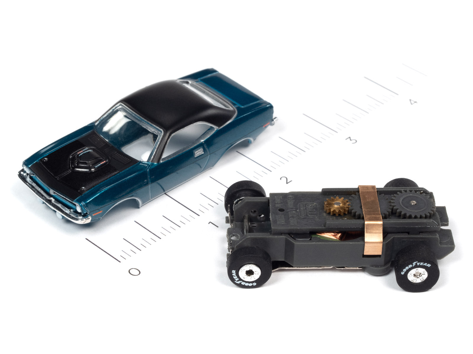 Auto World's Thunderjet Release 1 Slot Car Set - OK Used Cars SC377: A Racing Sensation!