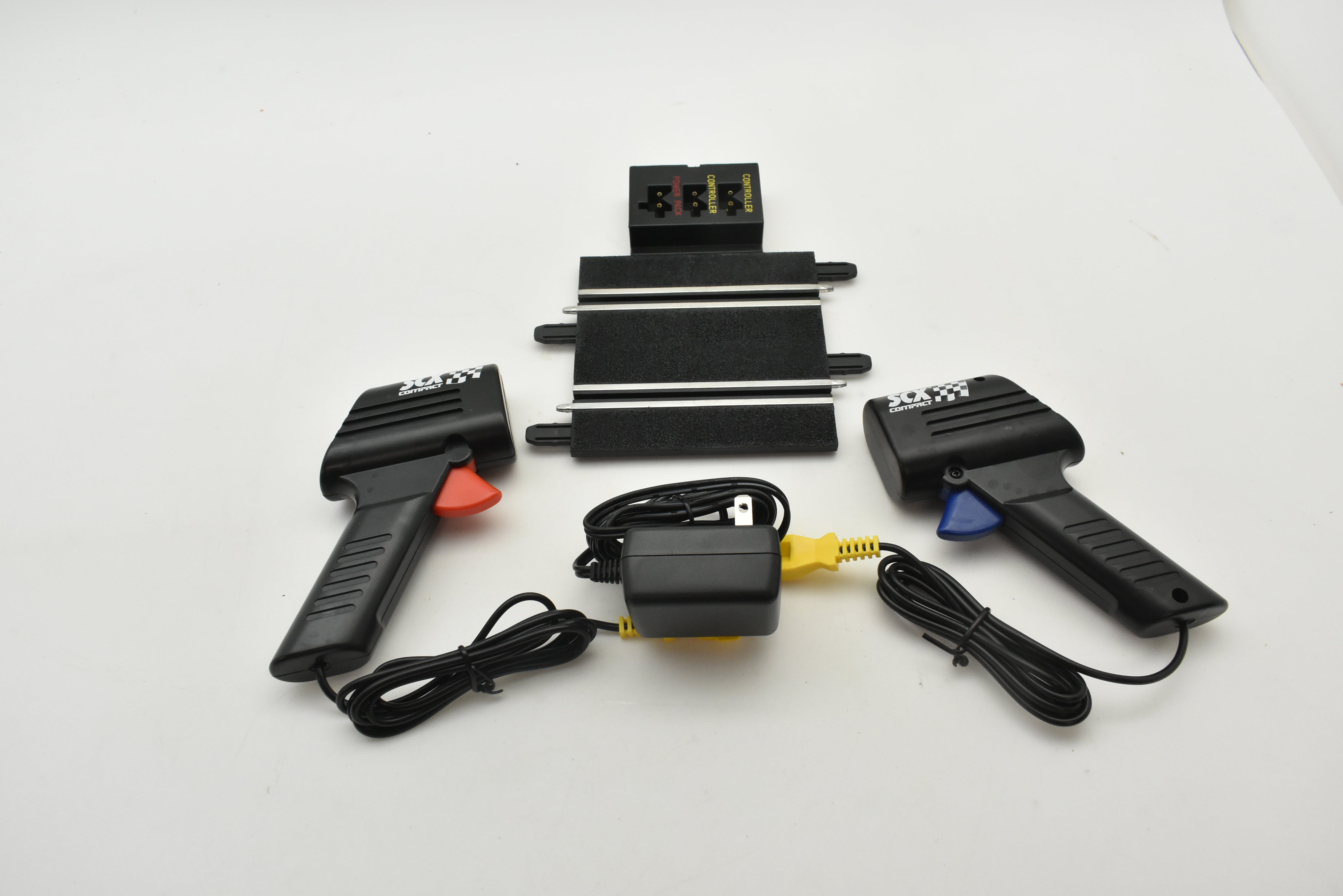Power-Packed SCX Compact Start-Up Kit SC-01.050 - Ignite Your Racing Passion!