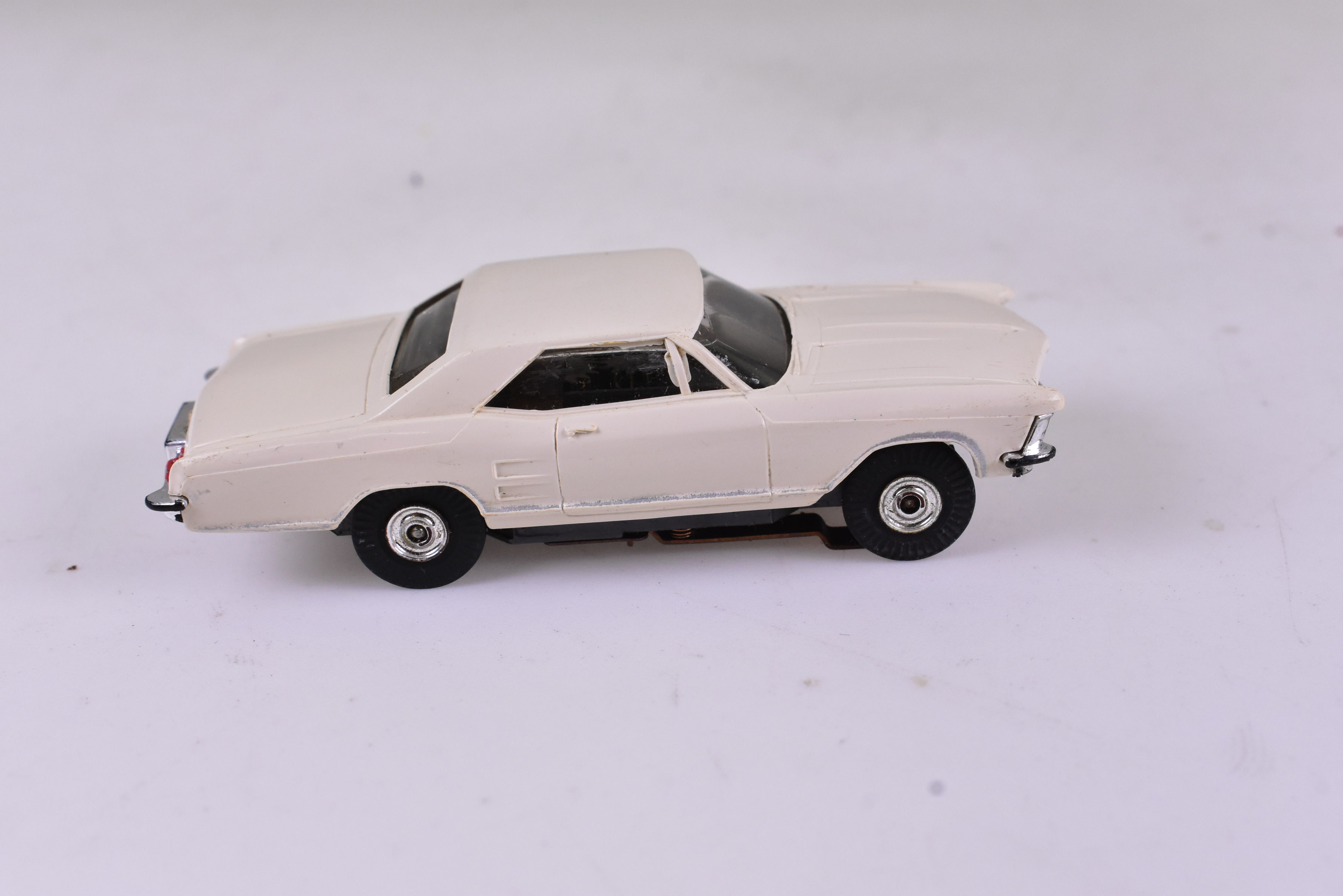 1963 Buick Riviera ThunderJet White - A Timeless Model by Aurora Model Motoring