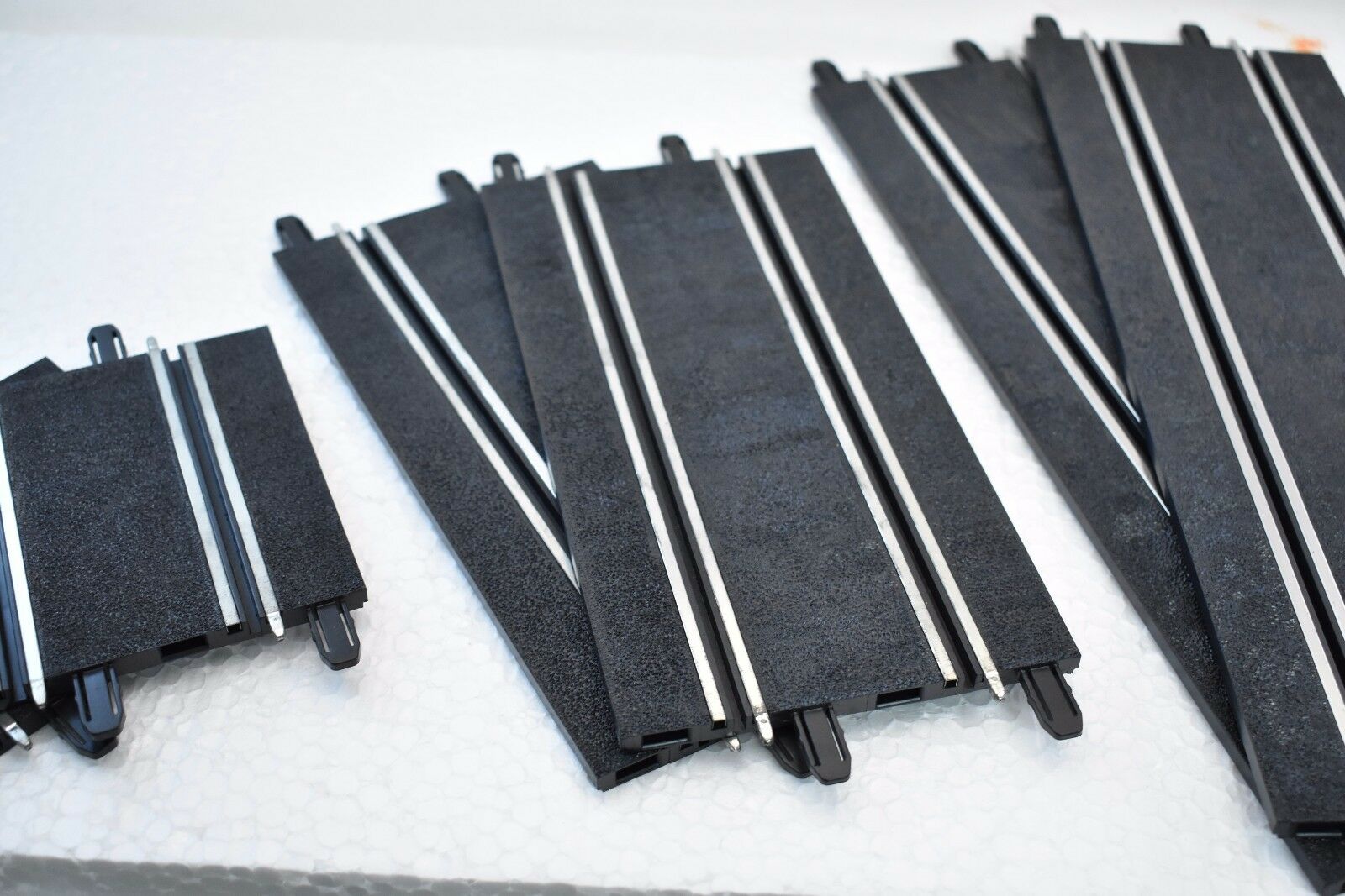 SCX Compact 1/43 Scale Track Assortment - A Must-Have for Track Enthusiasts!