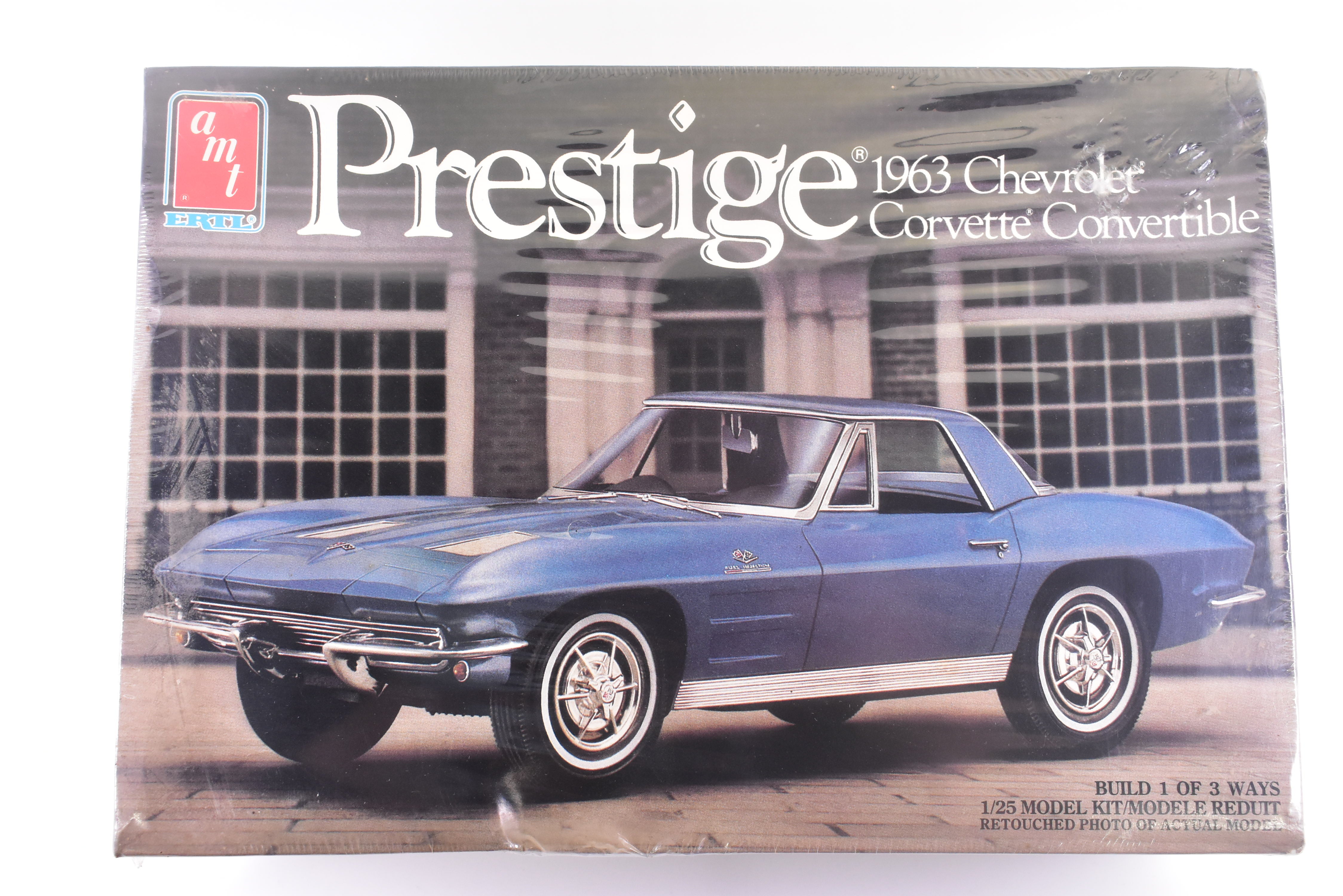 Rare Vintage 1964 Chevrolet Corvette Convertible 1:25 Scale Model by AMT/ERTL - Don't Miss Out!