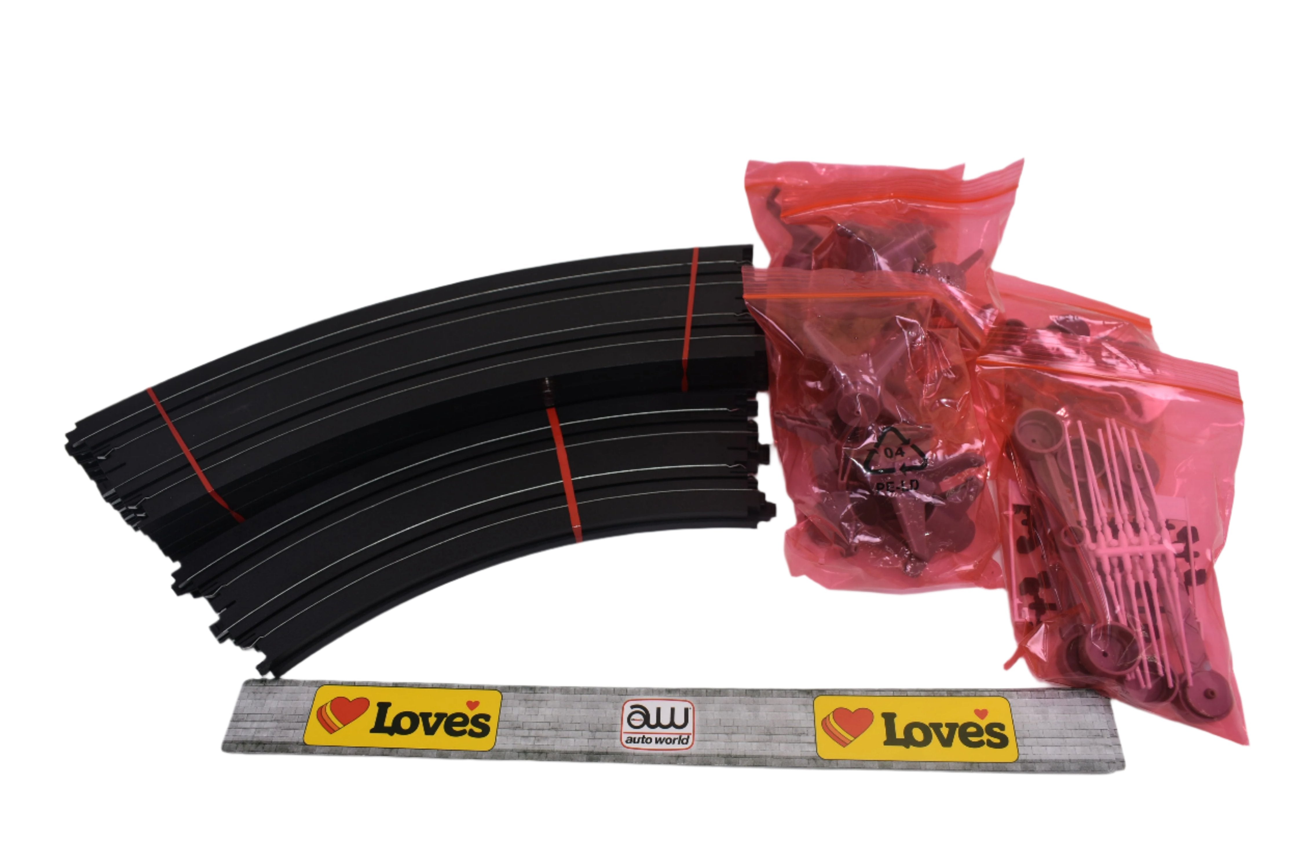 Auto World Traxessories Radius Banked Curve Track Pack Set - TRX00201
