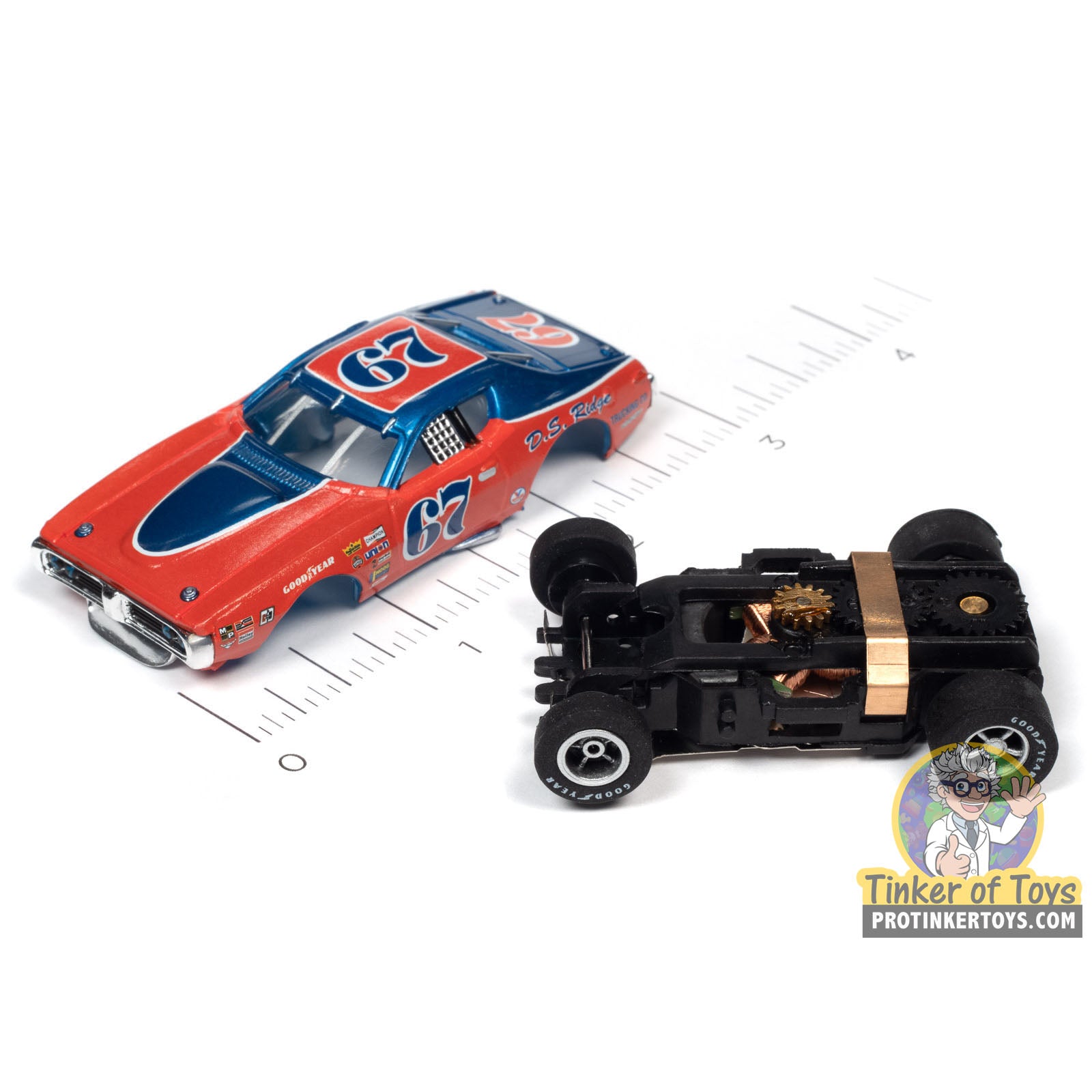 36' Victory 400 4-Lane Pro Racing Slot Car Race Set by Auto World - An Unbeatable Racing Experience!