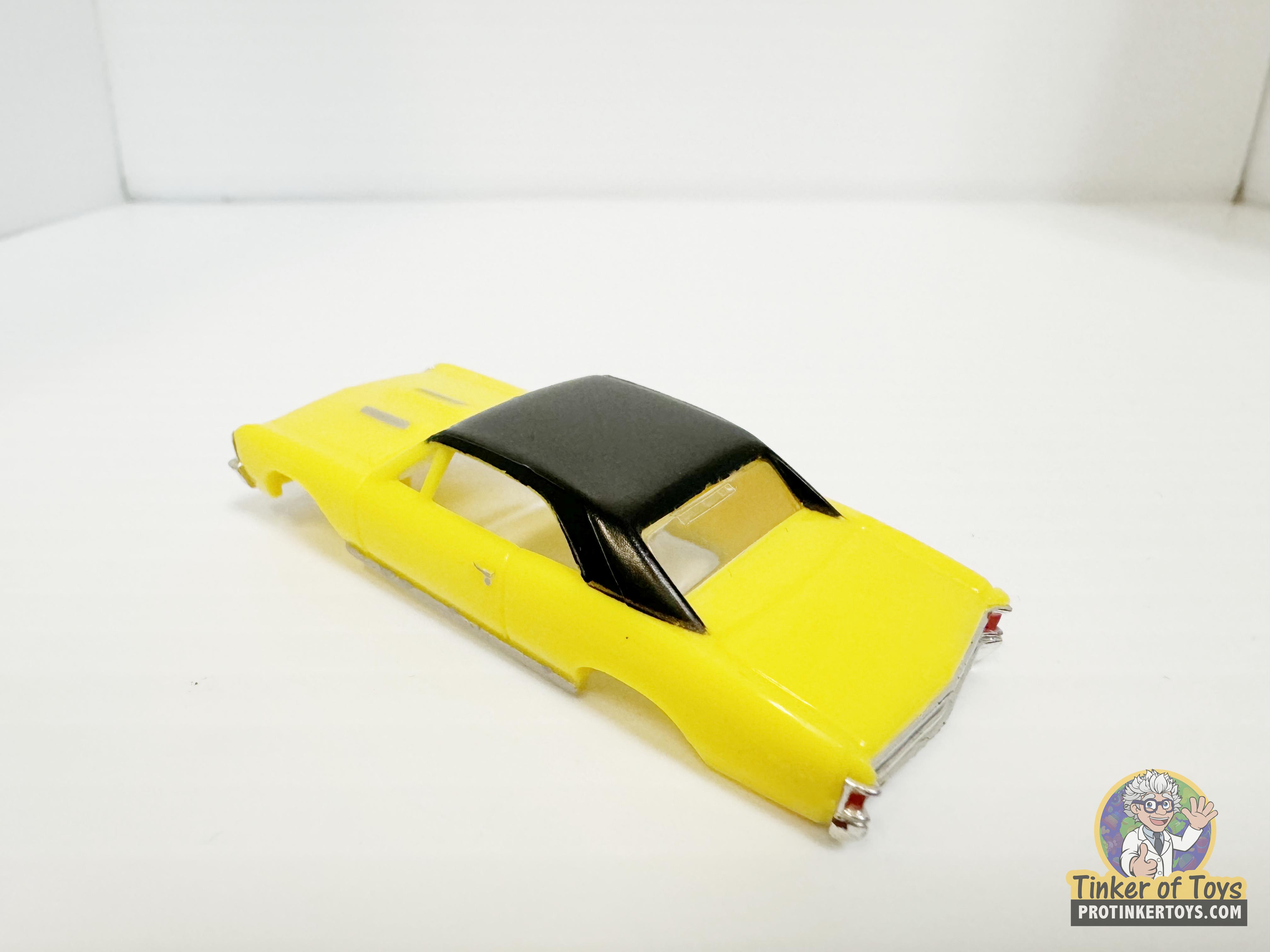 1967 Chevelle SS Vinyl Top - Stunning Yellow & Black | MM04090 | Model Motoring