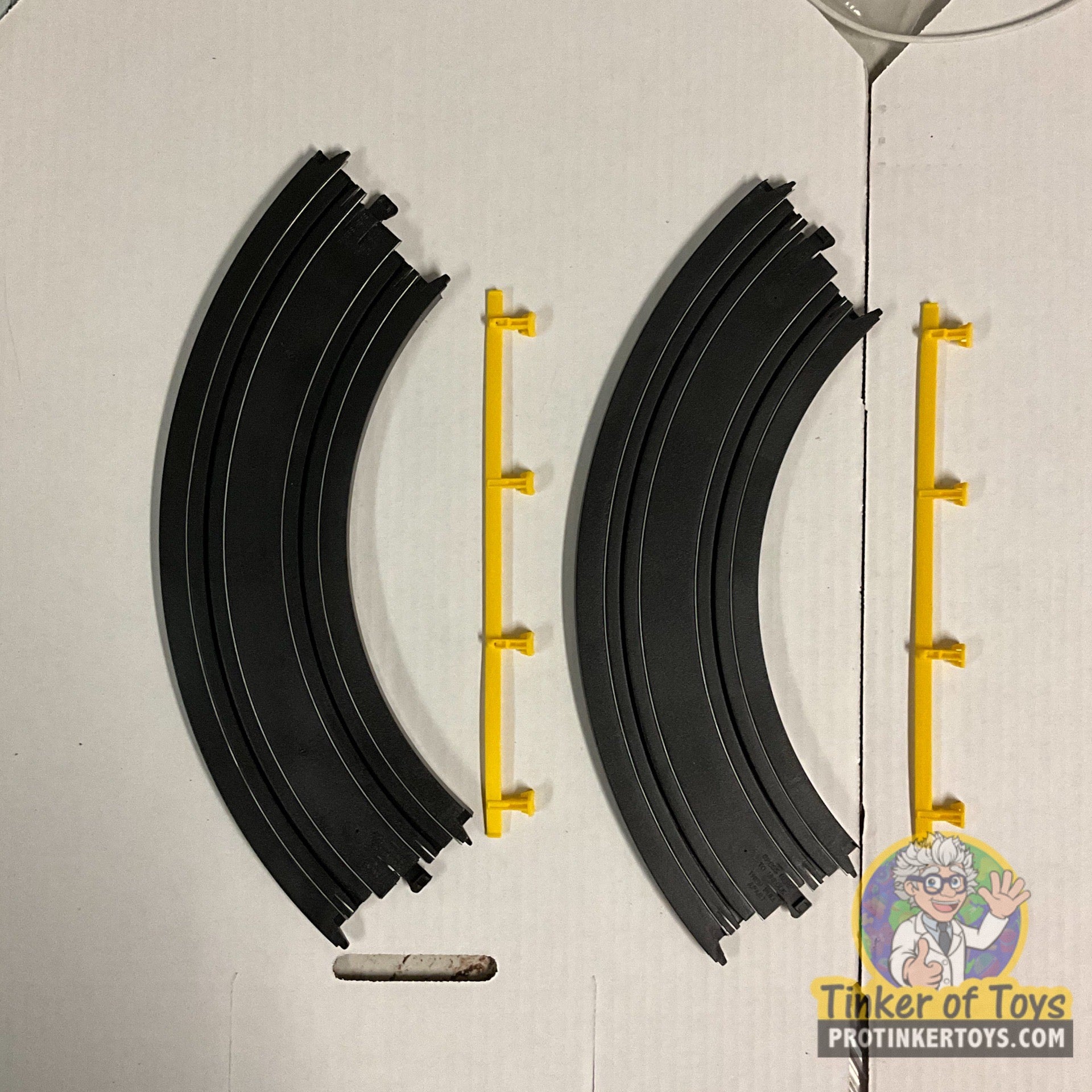 Tyco 9-Foot Radius 1/4 Curve Set for Quick-Clik Racing - 6705