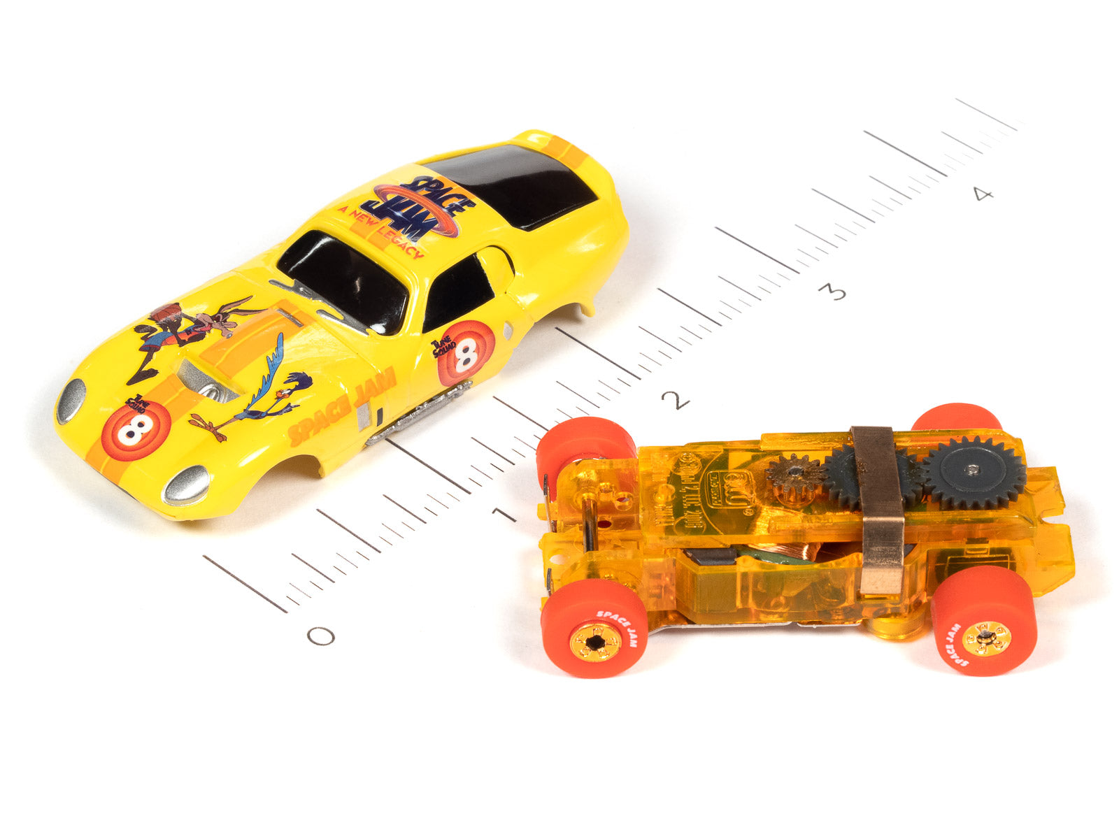 Space Jam Looney Tunes Thunderjet Release 34 - Auto World SC386 Slot Cars