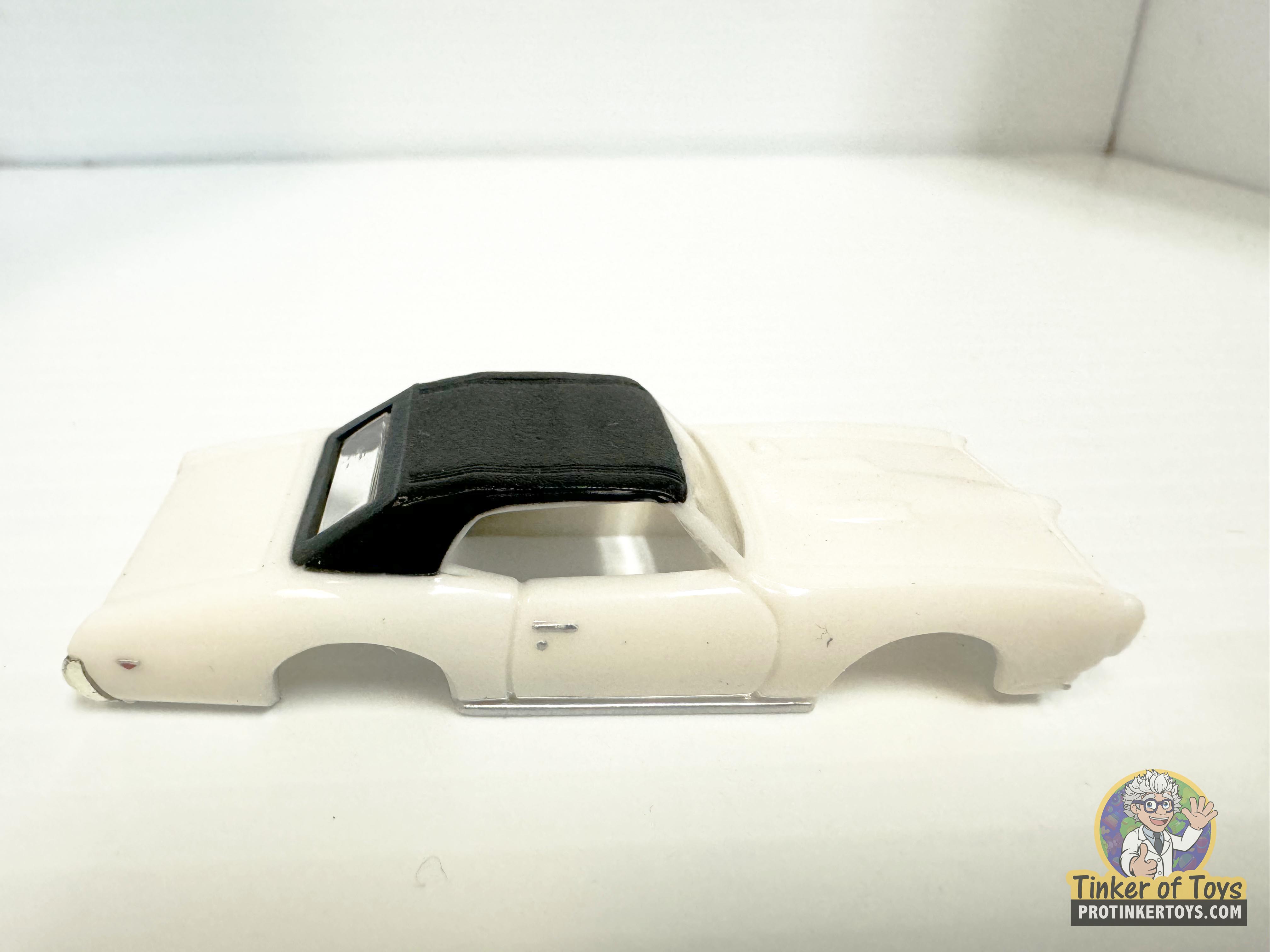 1969 GTO Convertible White - A Classic Muscle Car Replica by Model Motoring (MM09080)