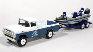 Gone Fishing 2017 Series | JLBT002-A | Johnny Lightning - An Irresistible Collectible!