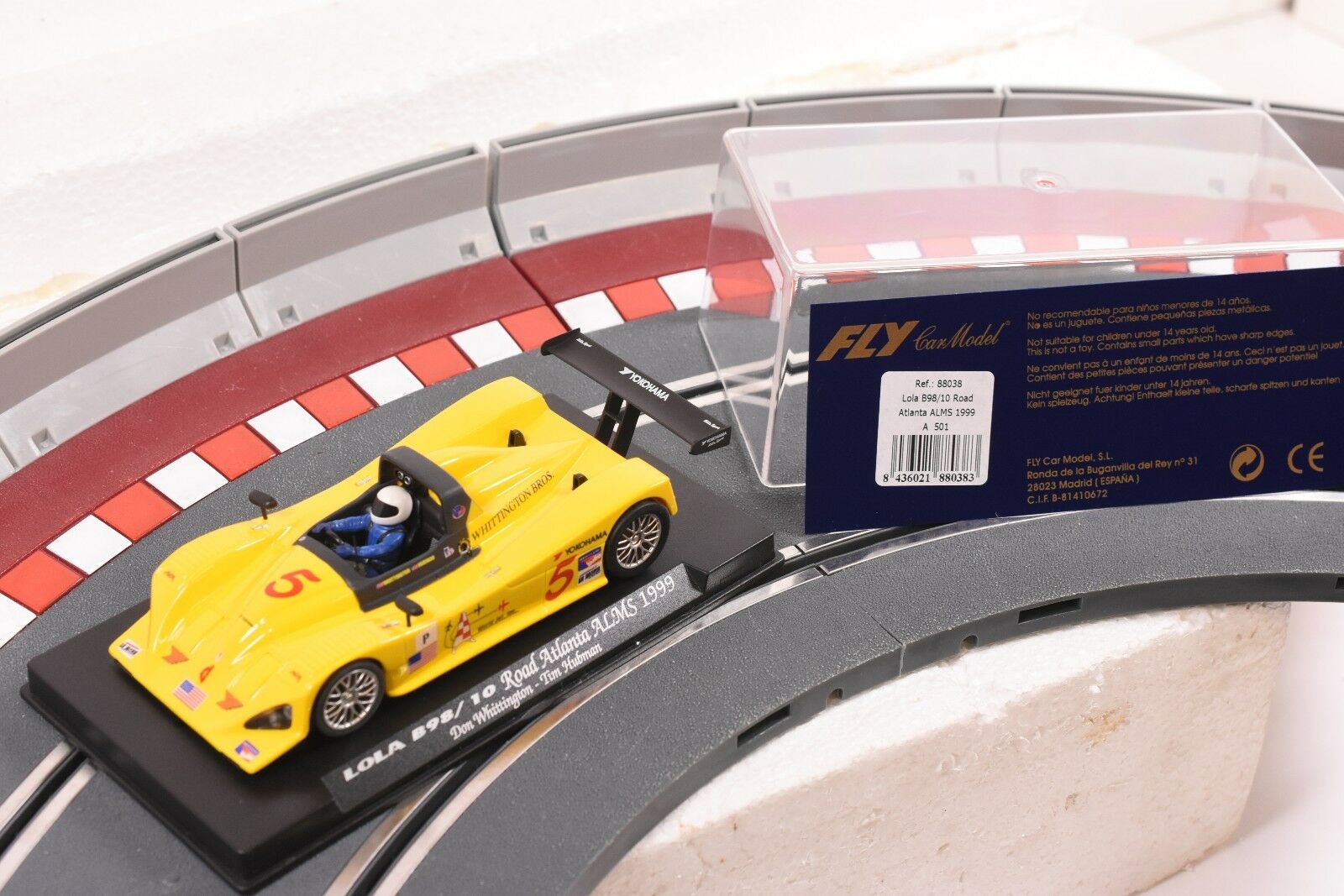 Awesome LOLA B98/10 Road Atlanta ALMS 1999 Fly Car - #88038