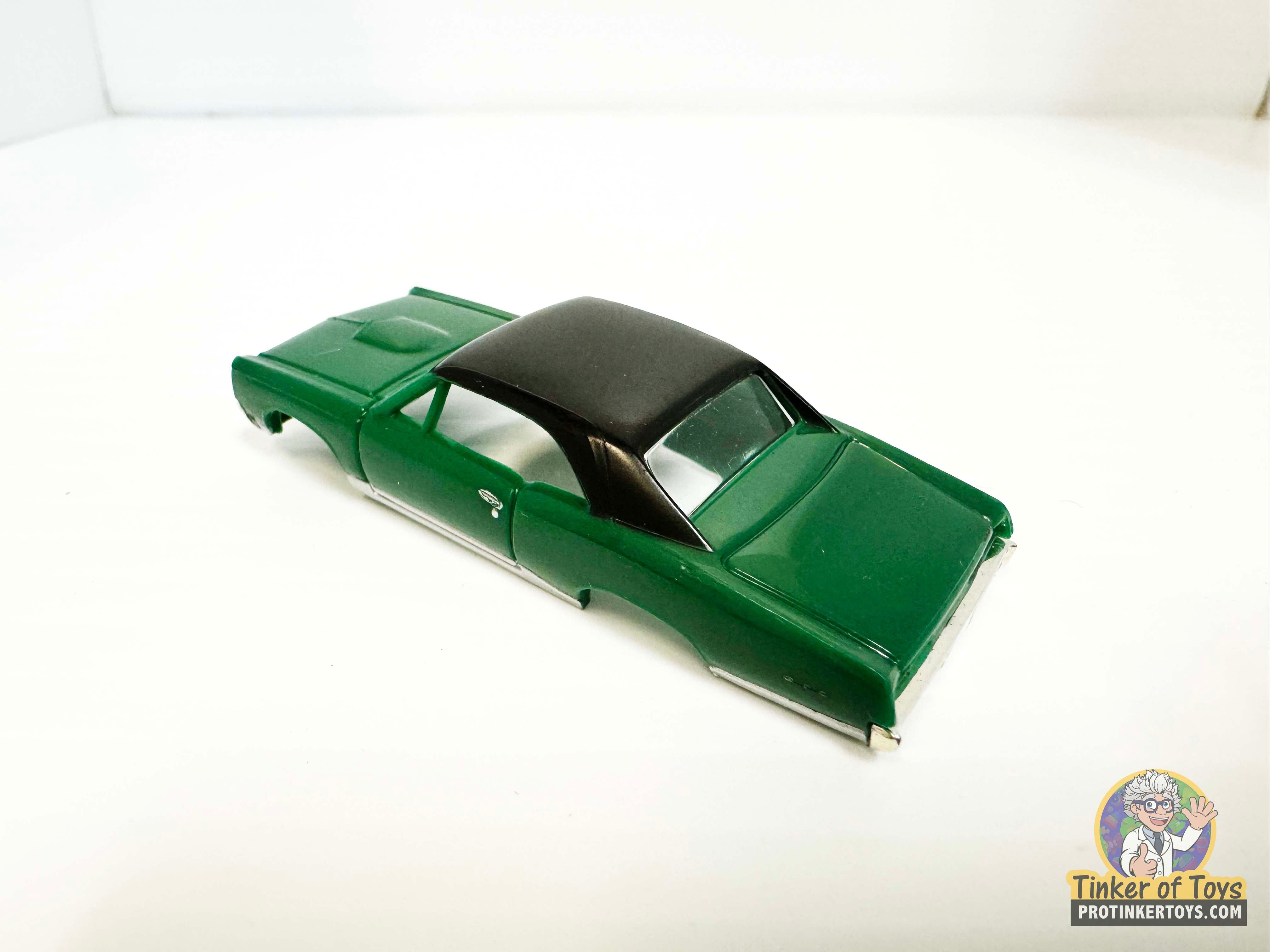 1967 GTO Dark Green Vinyl Top - A Stunning Addition by Model Motoring | MM06030