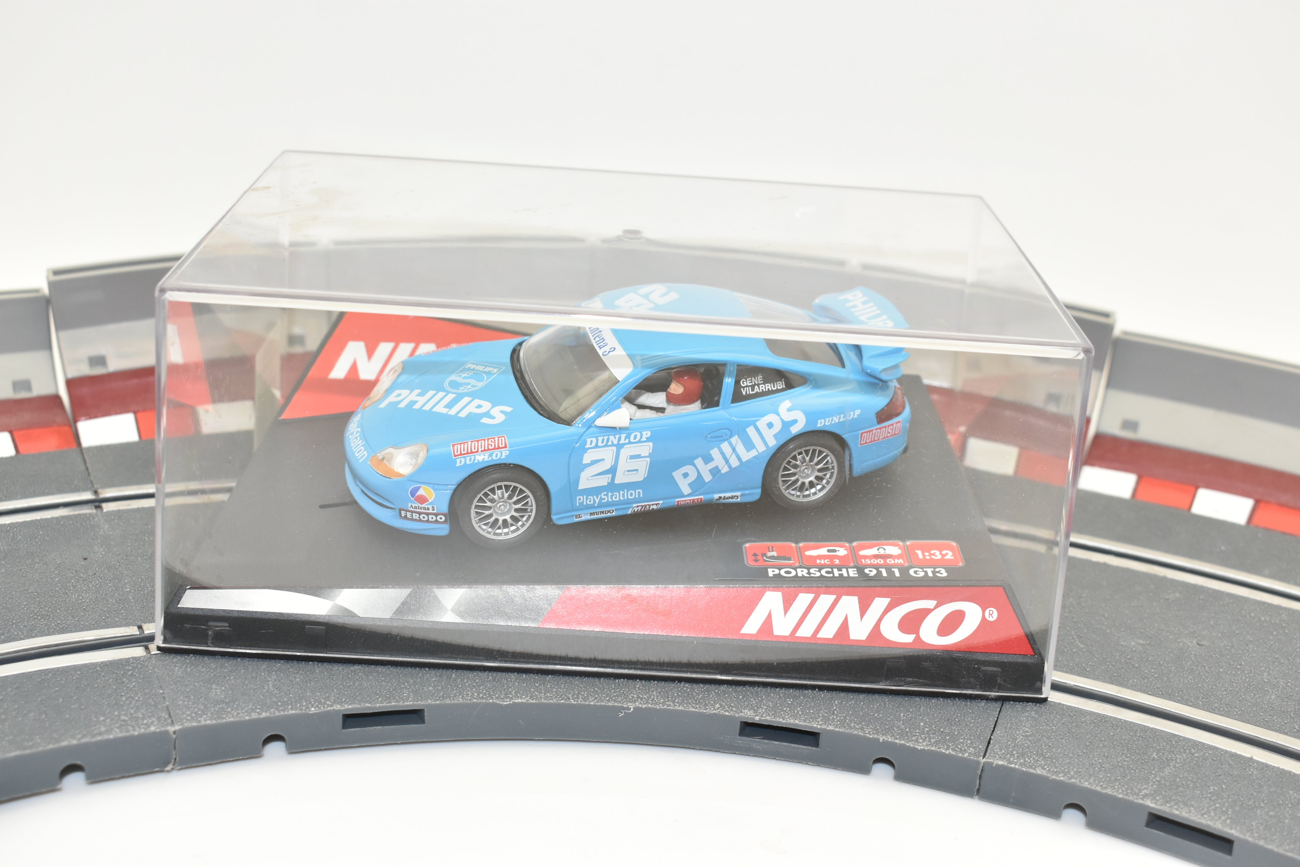 Porsche GT3 PHILIPS NC2 1500 GM - The Ultimate Slot Car Experience by Ninco