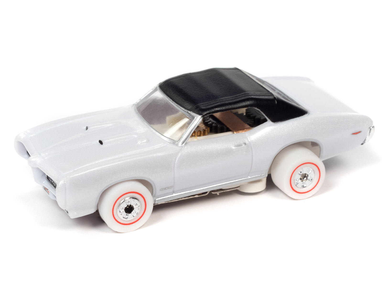 Auto World's Thunderjet Release 1 Slot Car Set - OK Used Cars SC377: A Racing Sensation!
