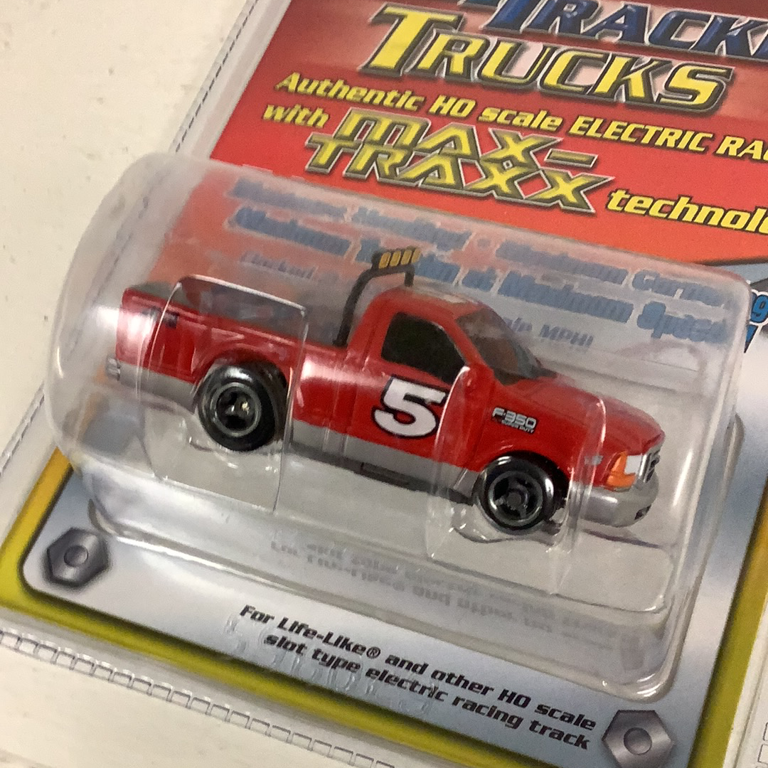 Truckin' All Red America #5 - Life-Like Racing Fast Trackers | 9794