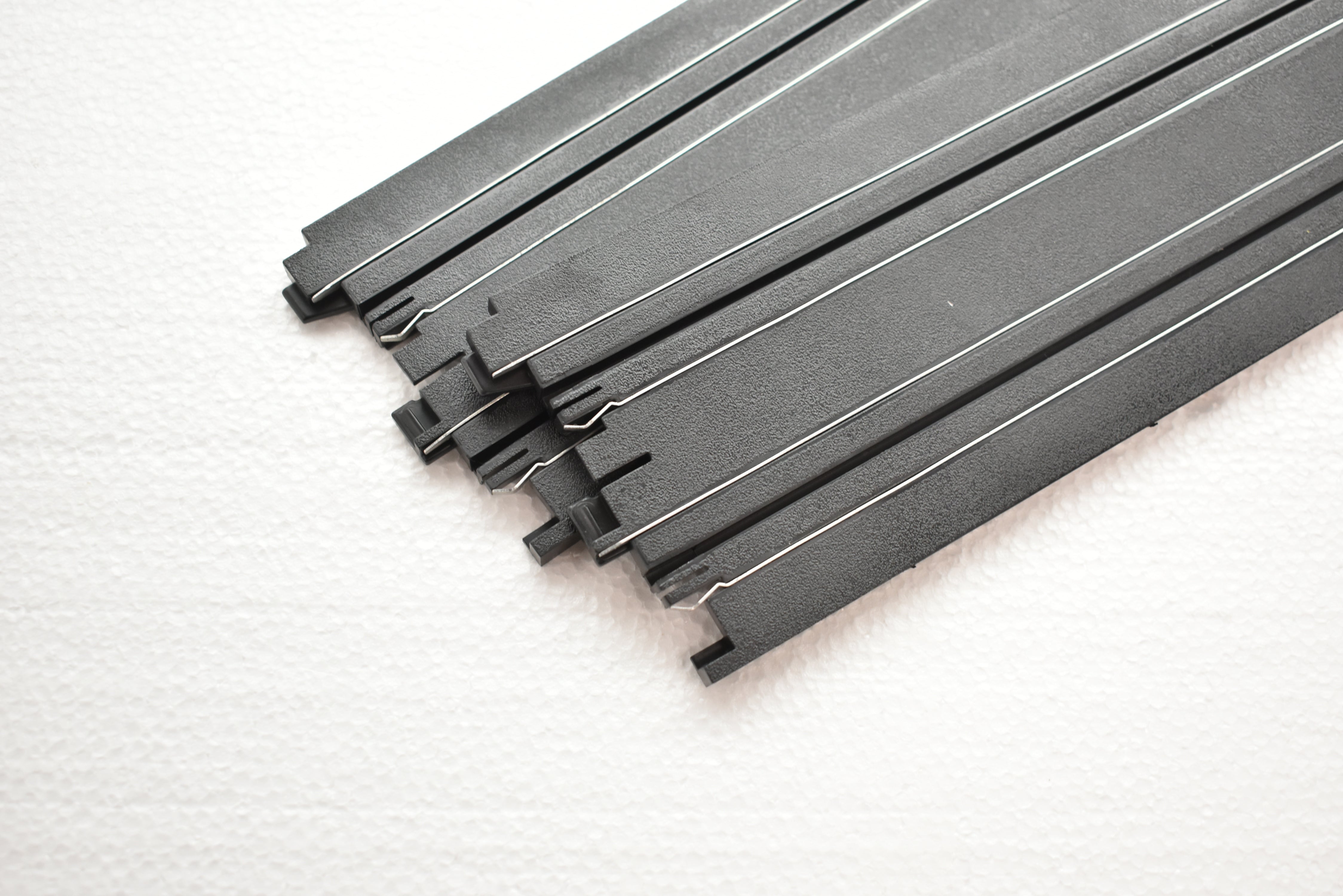 Auto World 15' Traxessories Straight Track - BULK Deal! (H0045)