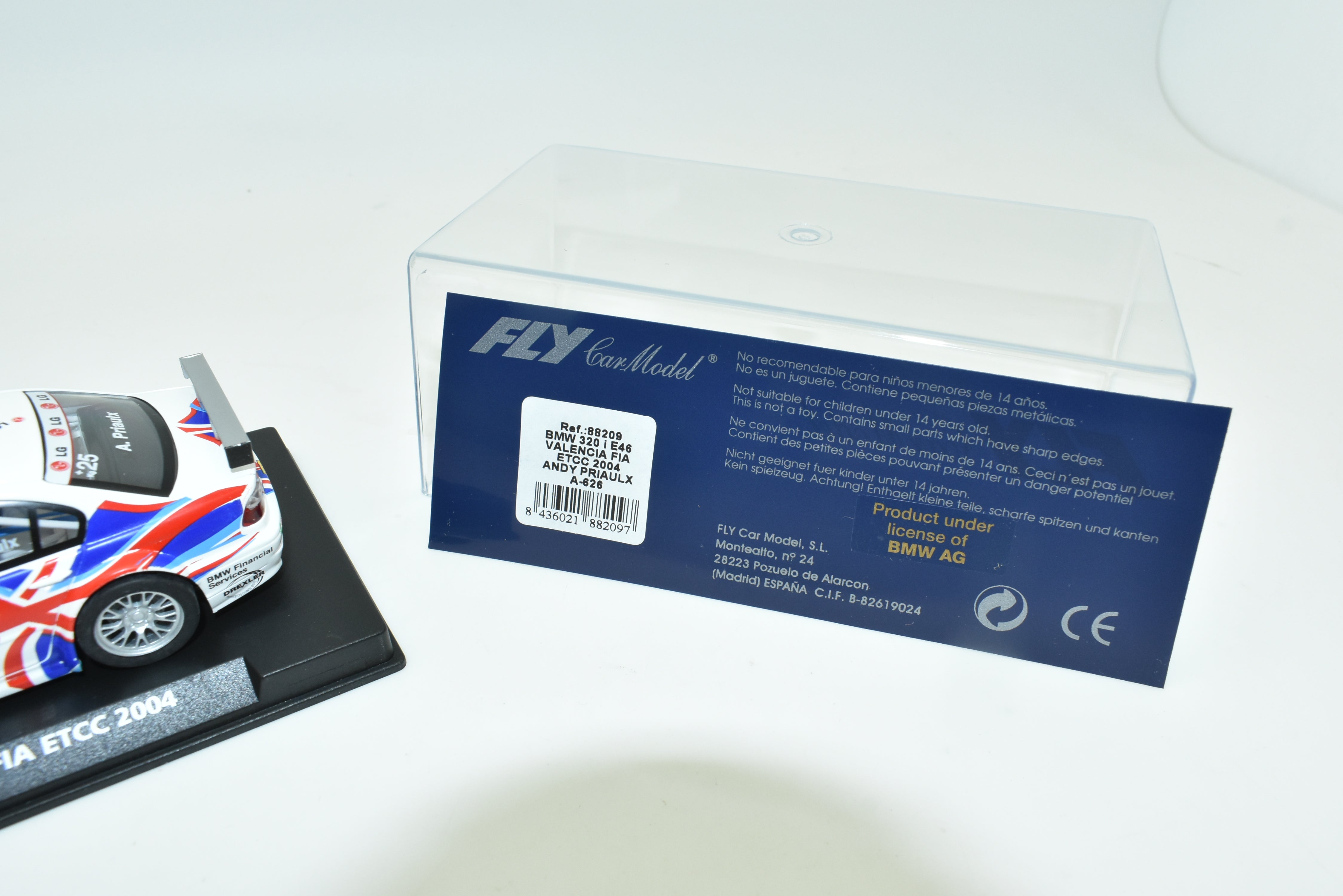 BMW 320 I E46 Valencia FIA ETCC 2004 Andy Priaulx - 88209 Fly Car - Must - Have for Slot Car Fans!