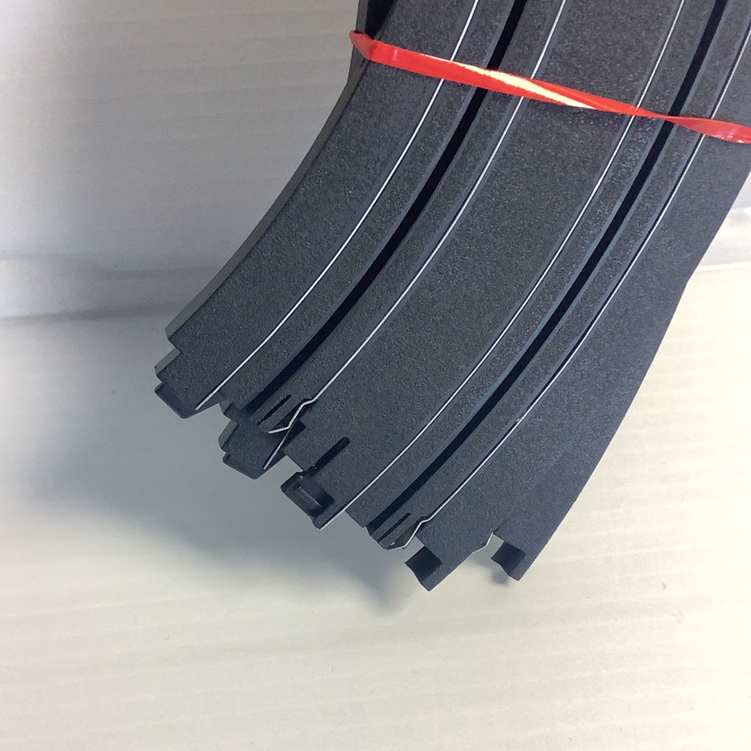 Auto World 9-Foot Radius 1/4 Curve Track - 2 Pack | H0047