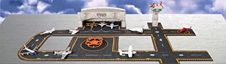 Hangar 16106 - Hot Wings: Aviation Collectibles for All Ages