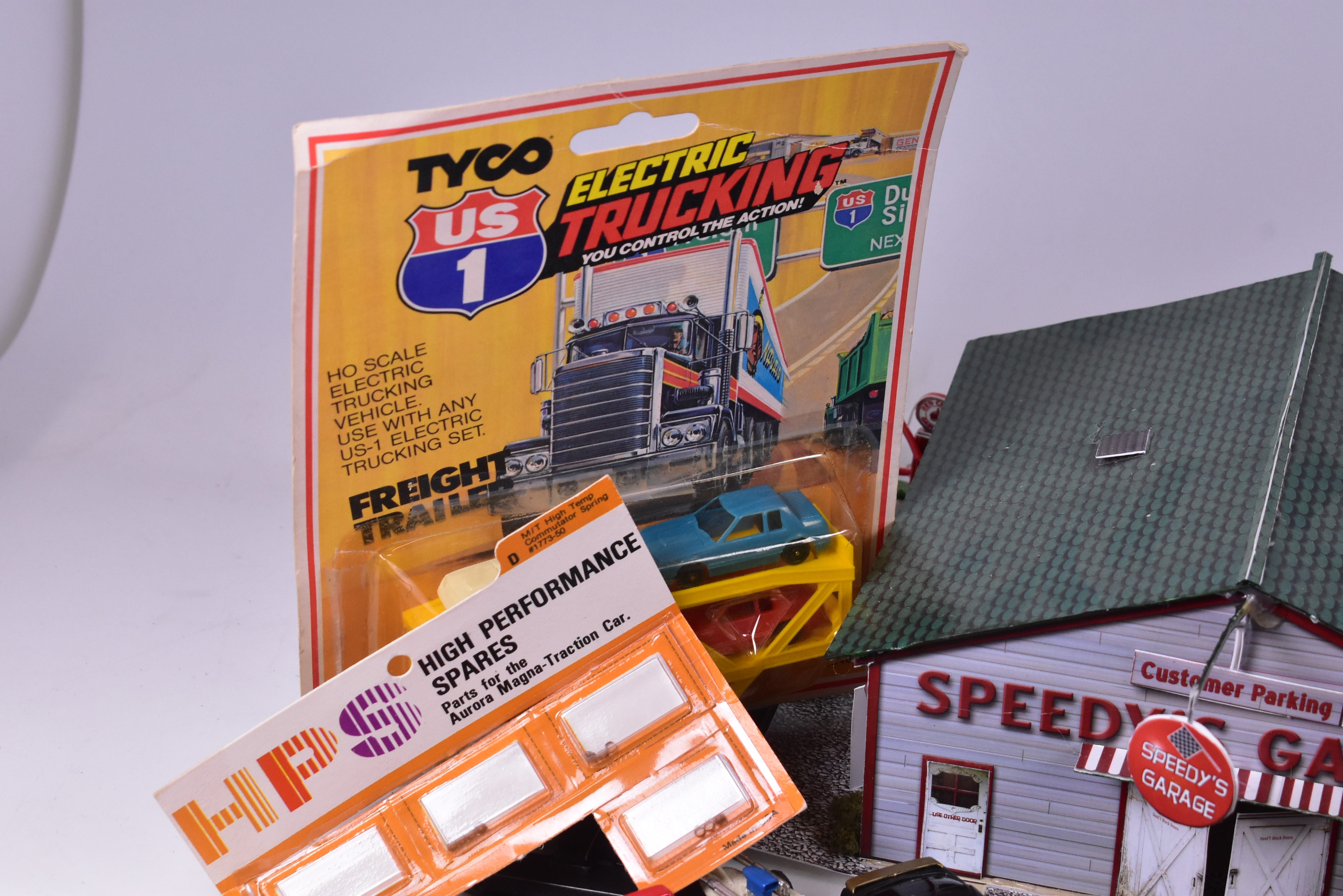 Jimmy's HO Cars and Parts Junk Yard - Lot D (Tyco / Aurora)