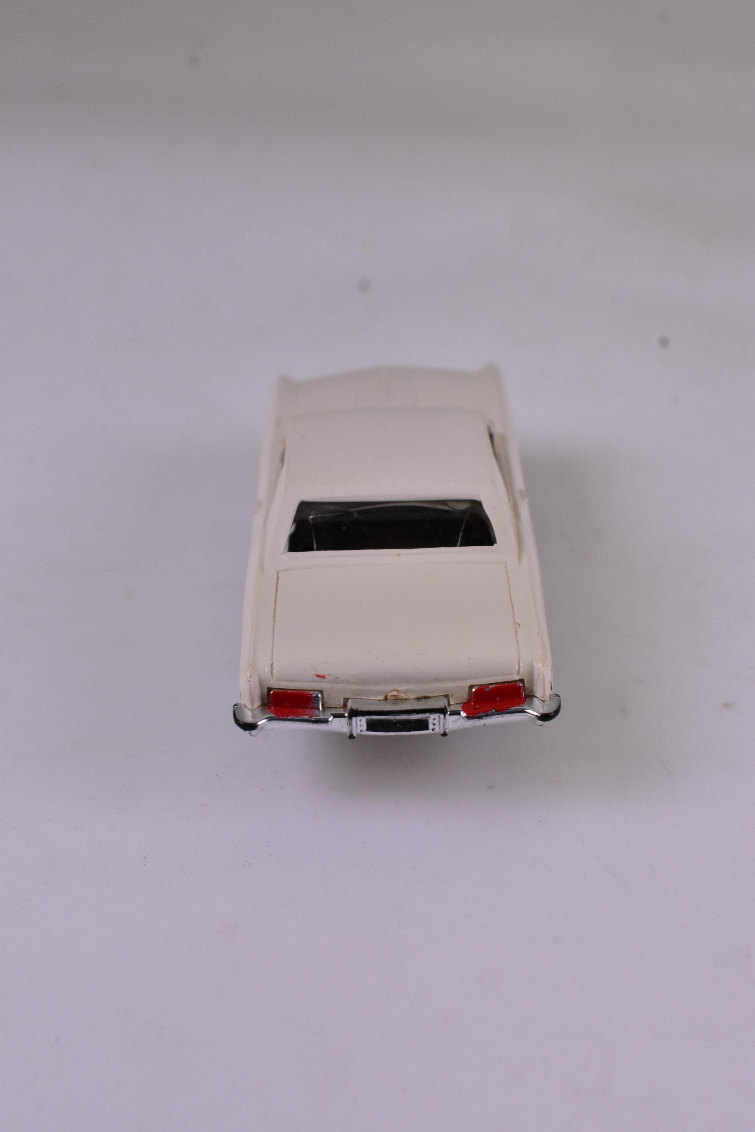 1963 Buick Riviera ThunderJet White - A Timeless Model by Aurora Model Motoring
