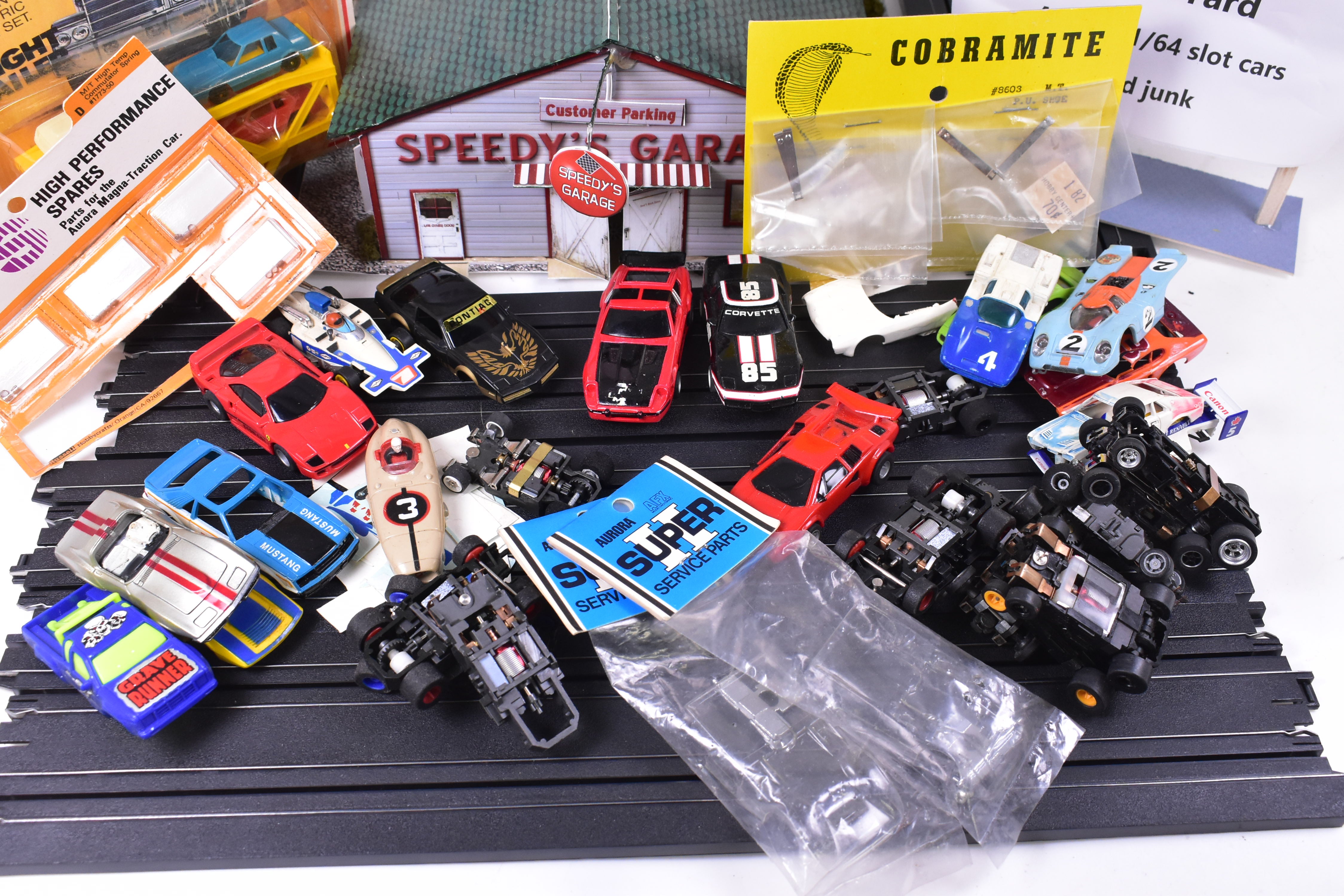 Jimmy's HO Cars and Parts Junk Yard - Lot D (Tyco / Aurora)