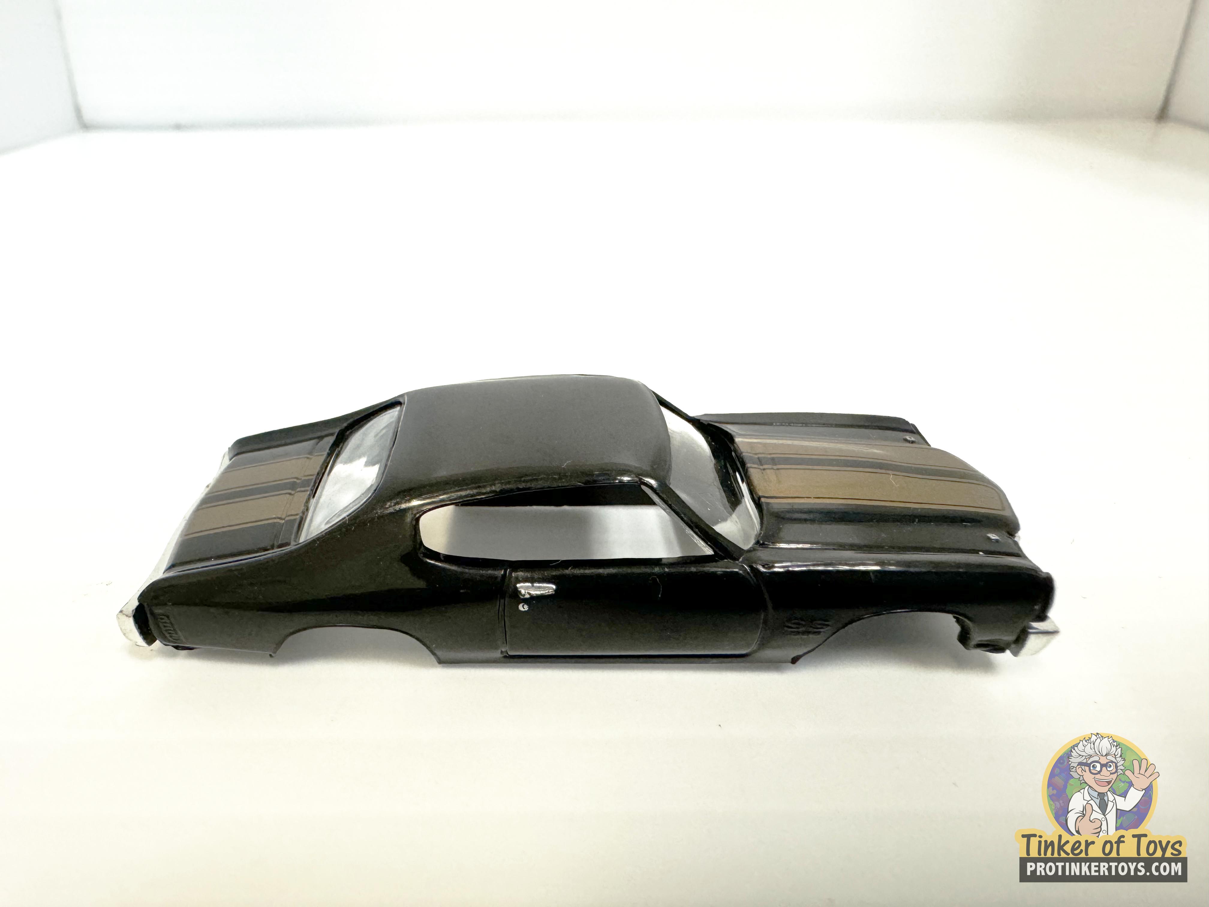 1970 Chevelle SS with Stunning Black & Gold Stripes | MM13013 | Model Motoring