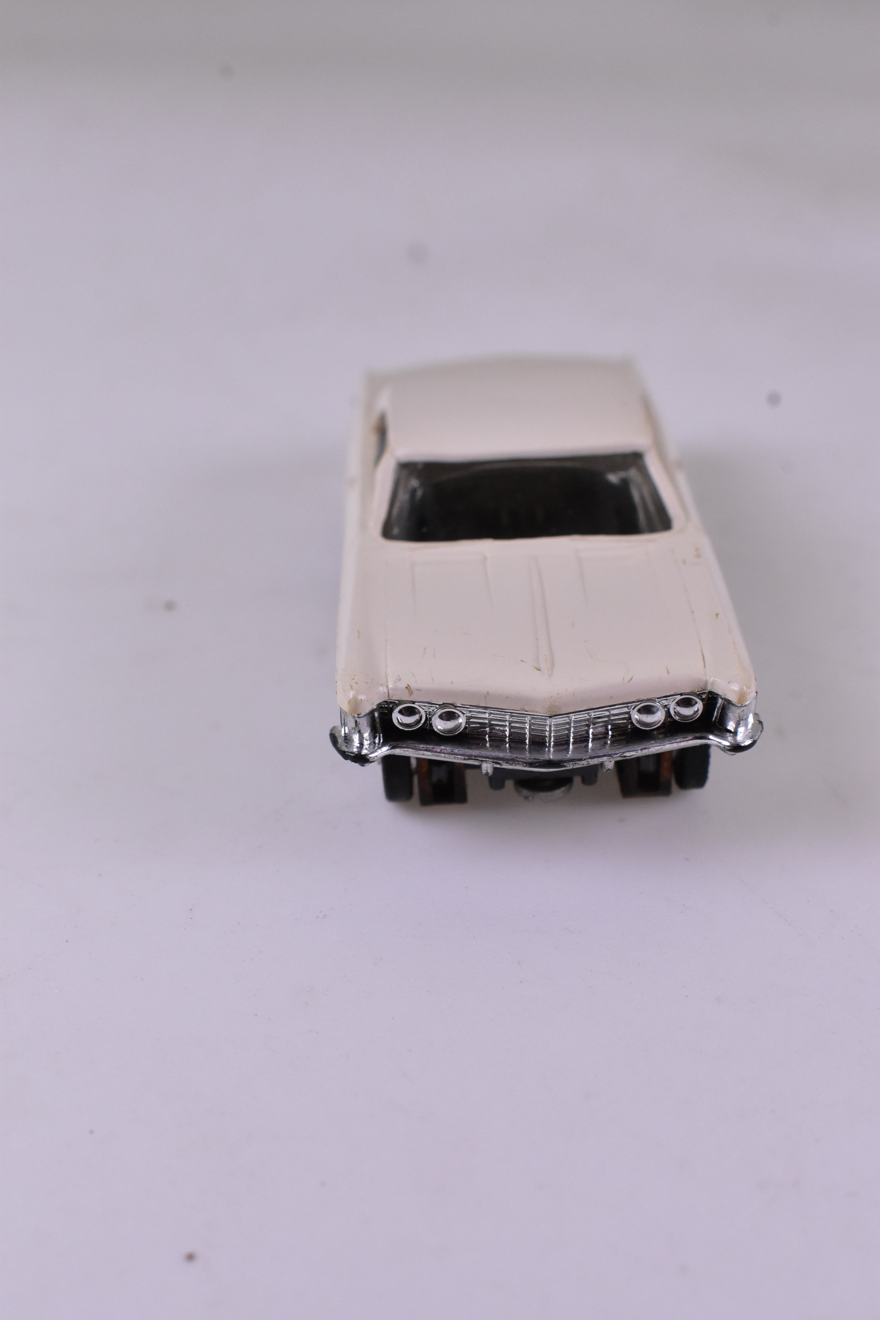 1963 Buick Riviera ThunderJet White - A Timeless Model by Aurora Model Motoring