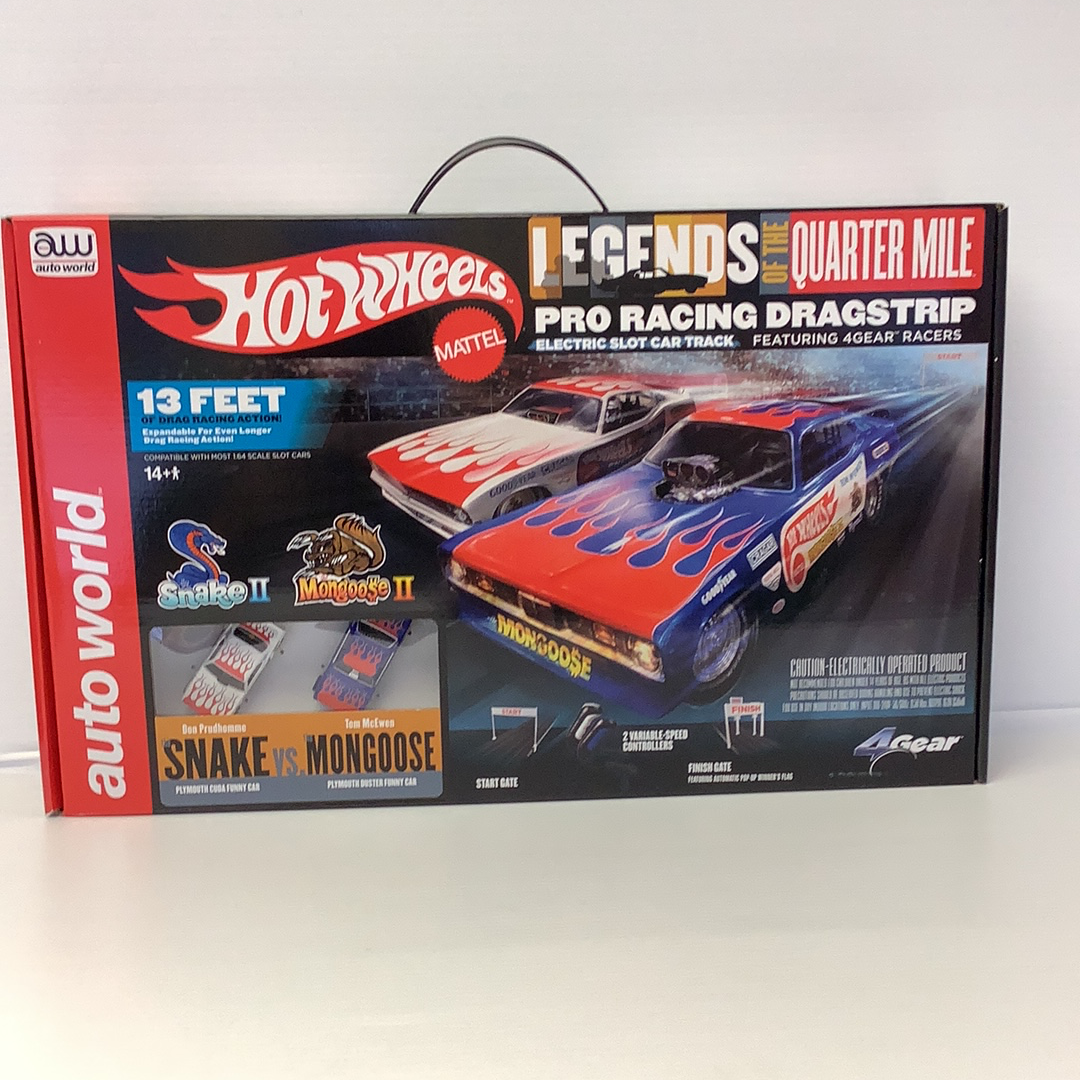Auto World Hot Wheels Legends: Snake II vs Mongoose II 13' Dragstrip Race Set - Relive the Racing Glory!