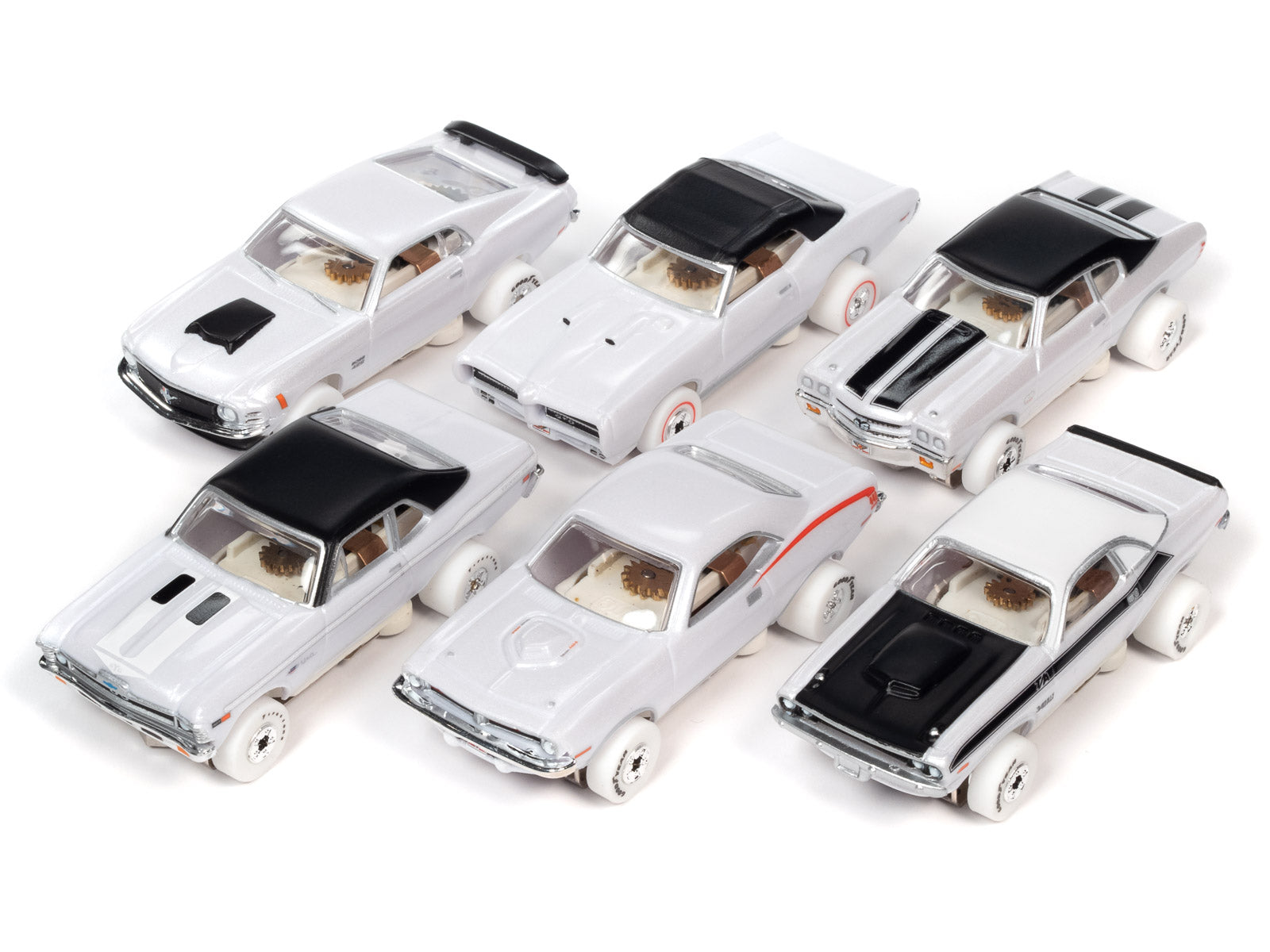 Auto World's Thunderjet Release 1 Slot Car Set - OK Used Cars SC377: A Racing Sensation!