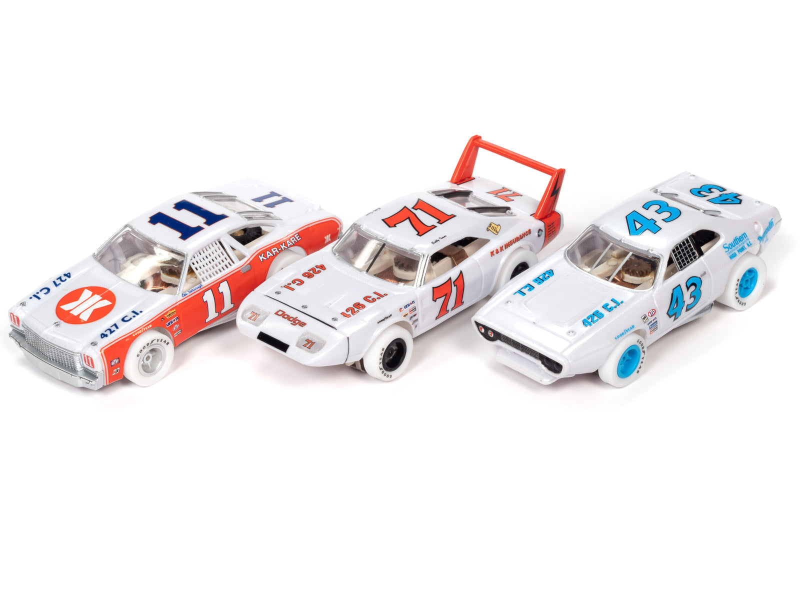 iWheels White Stock Car Legends R31 | SC355 | X-Traction - Thrilling HO Scale Slot Cars