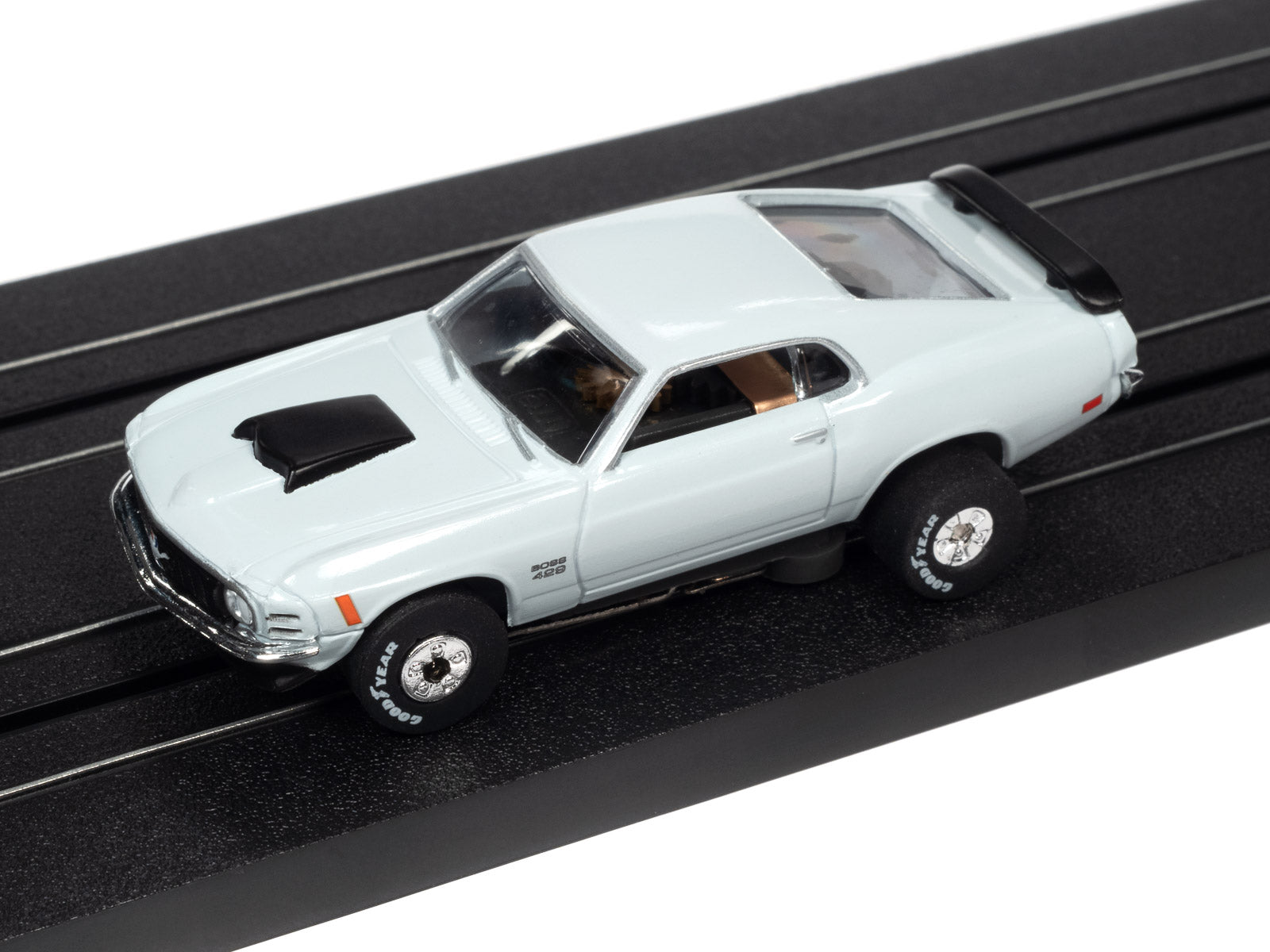 Auto World's Thunderjet Release 1 Slot Car Set - OK Used Cars SC377: A Racing Sensation!