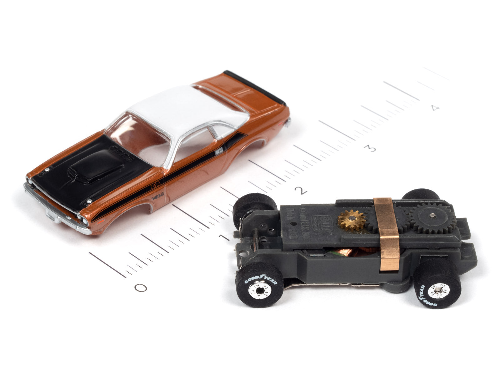 Auto World's Thunderjet Release 1 Slot Car Set - OK Used Cars SC377: A Racing Sensation!