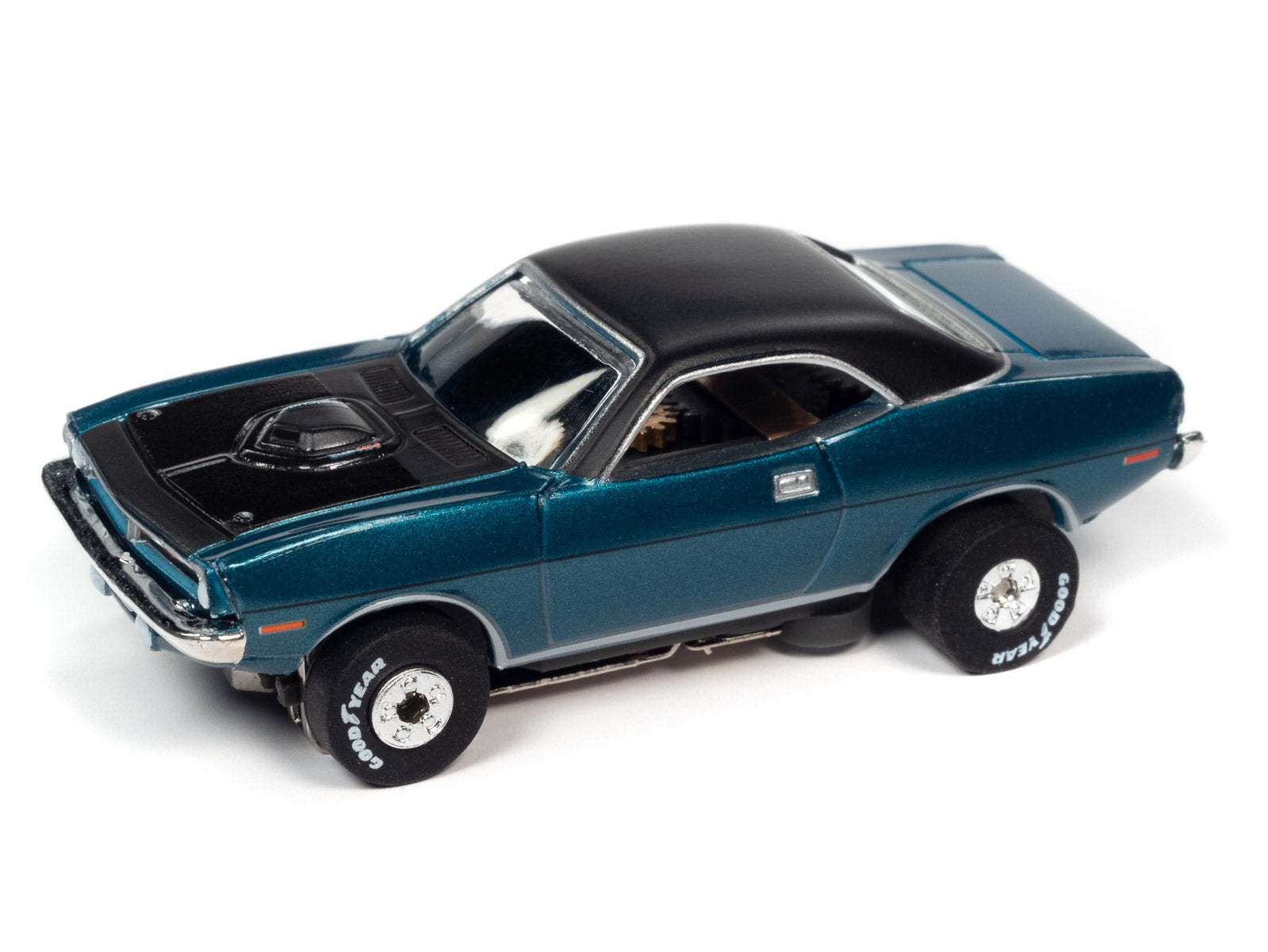Auto World's Thunderjet Release 1 Slot Car Set - OK Used Cars SC377: A Racing Sensation!