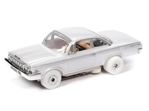 iWheels White ThunderJet Ultra G - Release 32 | SC359 - Retro Slot Racing Thrill Pack