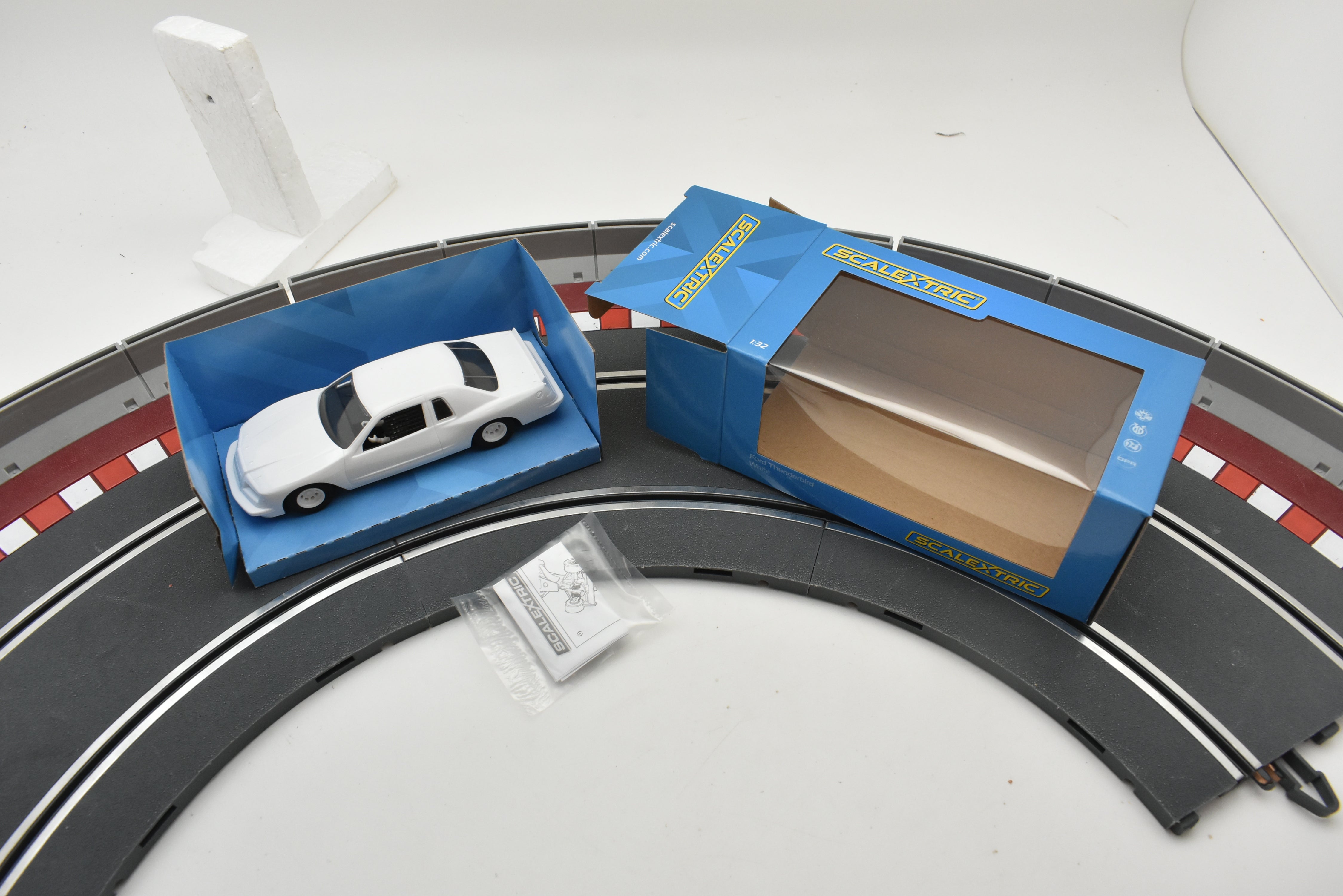 Scalextric Ford Thunderbird White C4077 - Race-Ready Slot Car