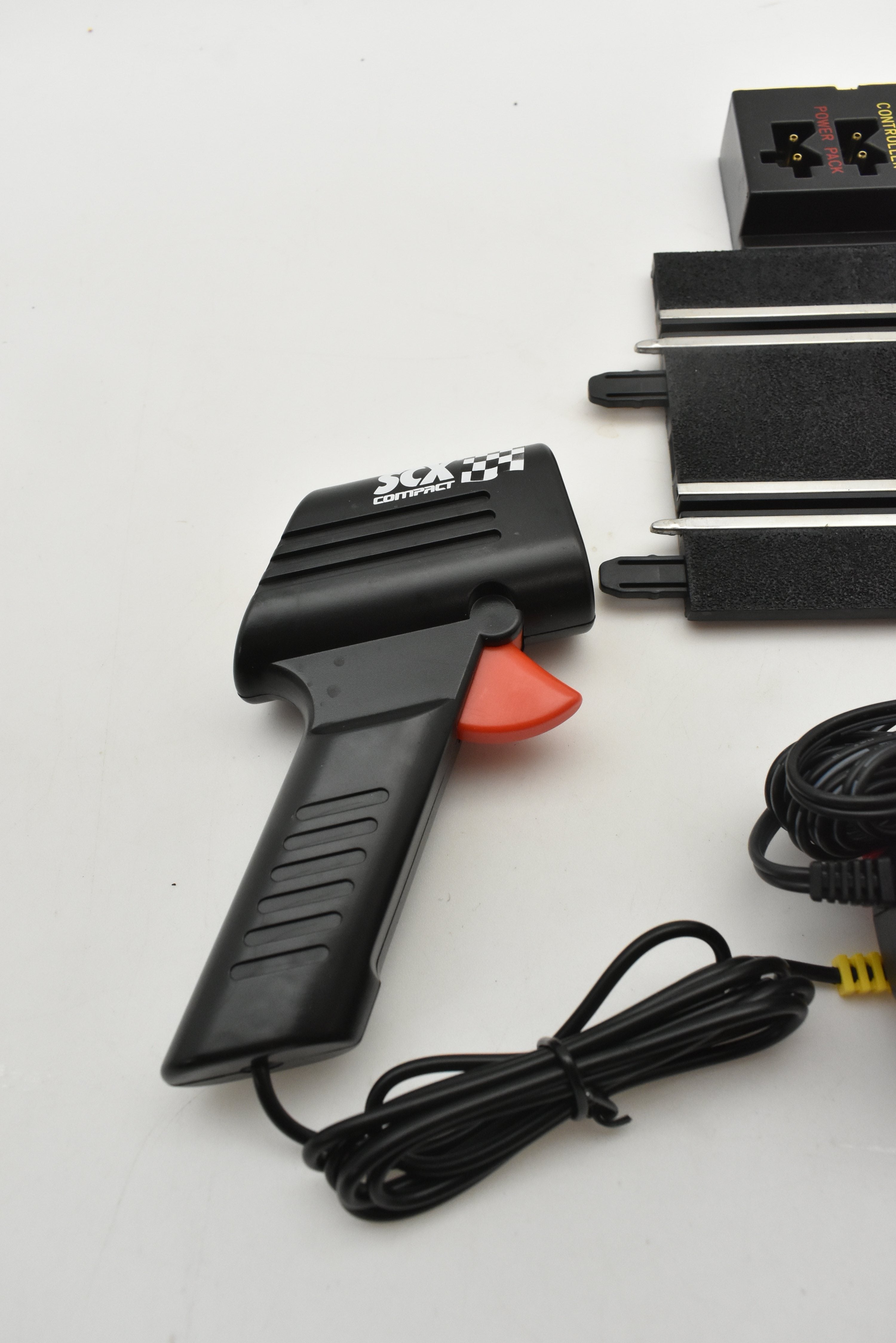Power-Packed SCX Compact Start-Up Kit SC-01.050 - Ignite Your Racing Passion!