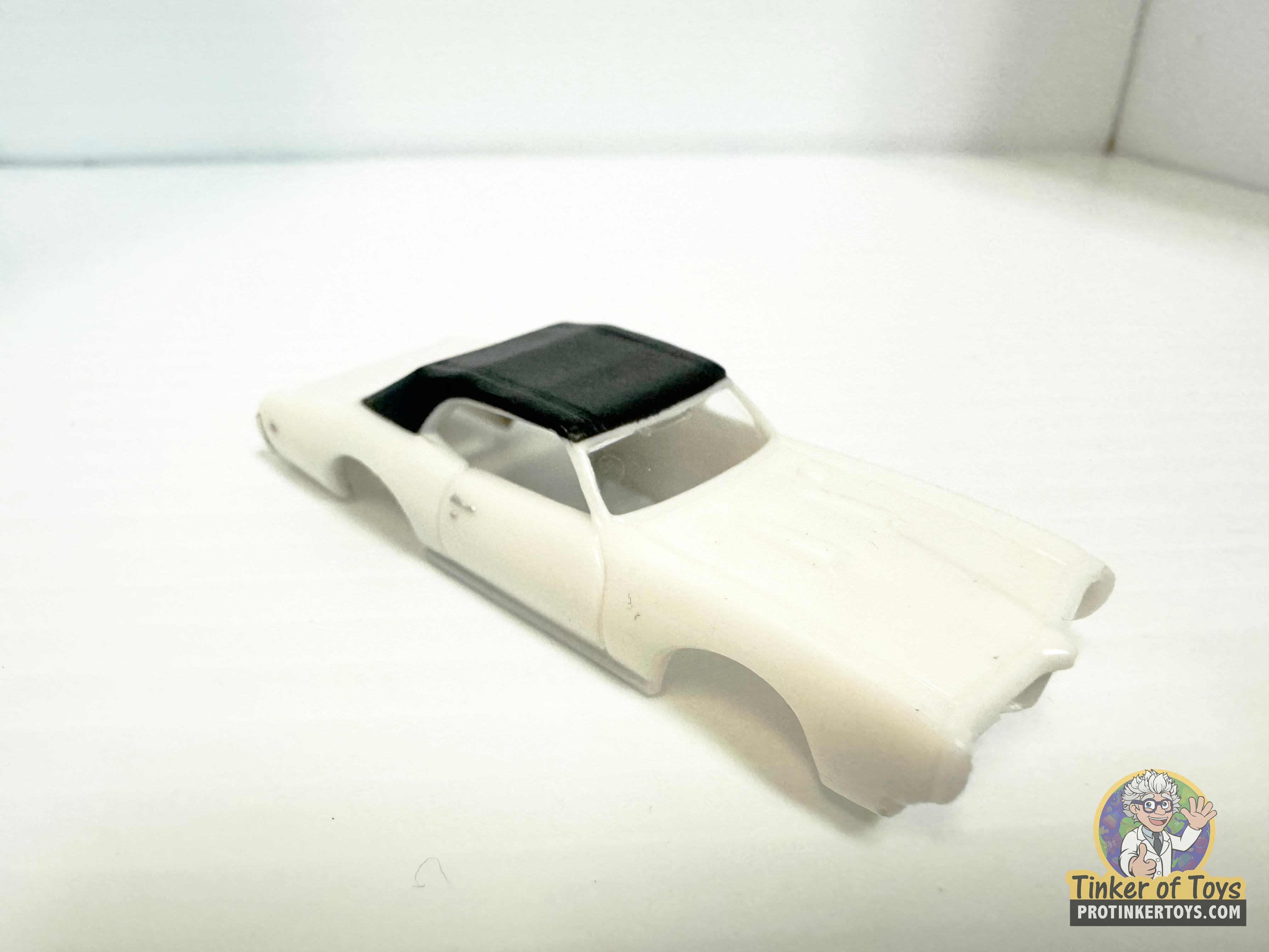 1969 GTO Convertible White - A Classic Muscle Car Replica by Model Motoring (MM09080)