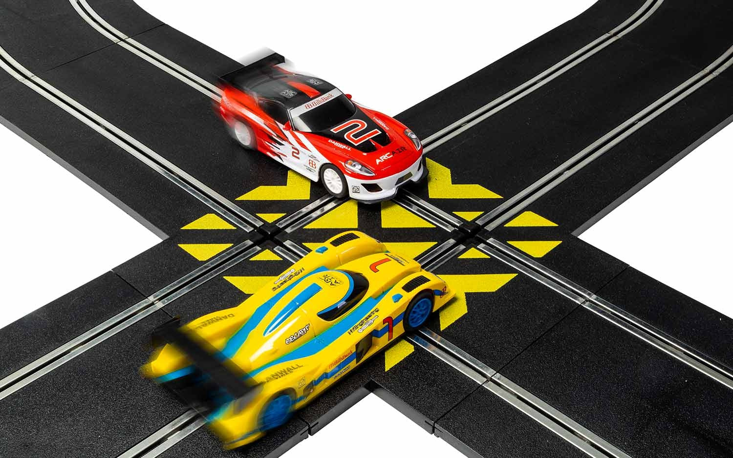 Scalextric C8215 Straight Crossover - Unleash Your Racing Potential!