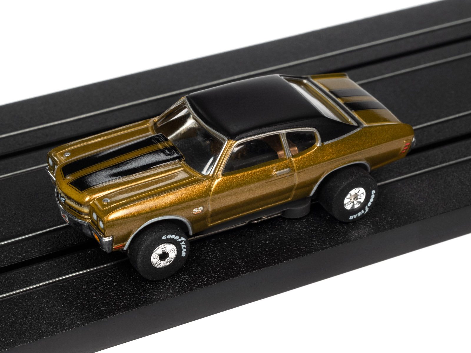 Auto World's Thunderjet Release 1 Slot Car Set - OK Used Cars SC377: A Racing Sensation!