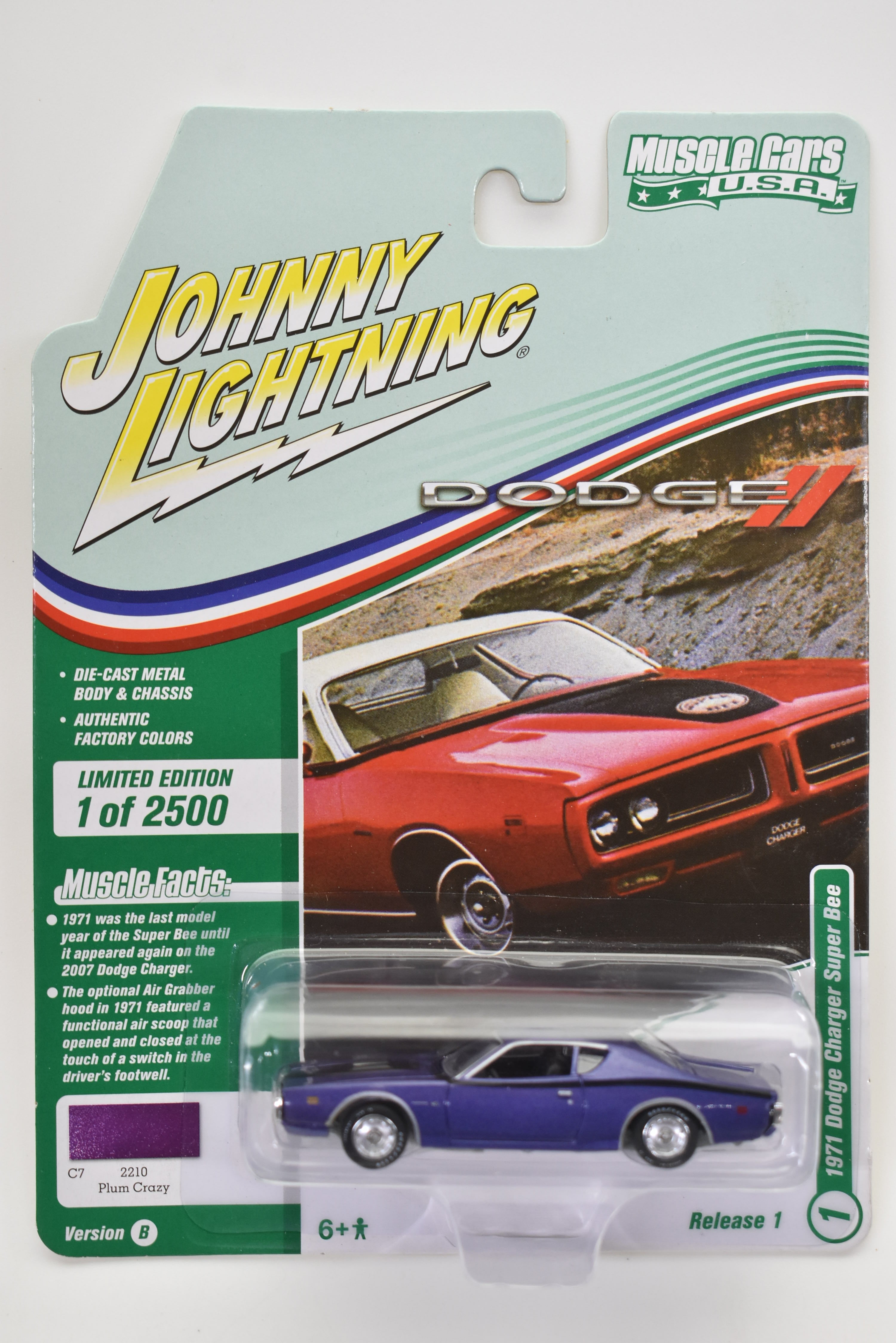 Johnny Lightning Muscle Cars U.S.A - JLMC025: An American Muscle Marvel!