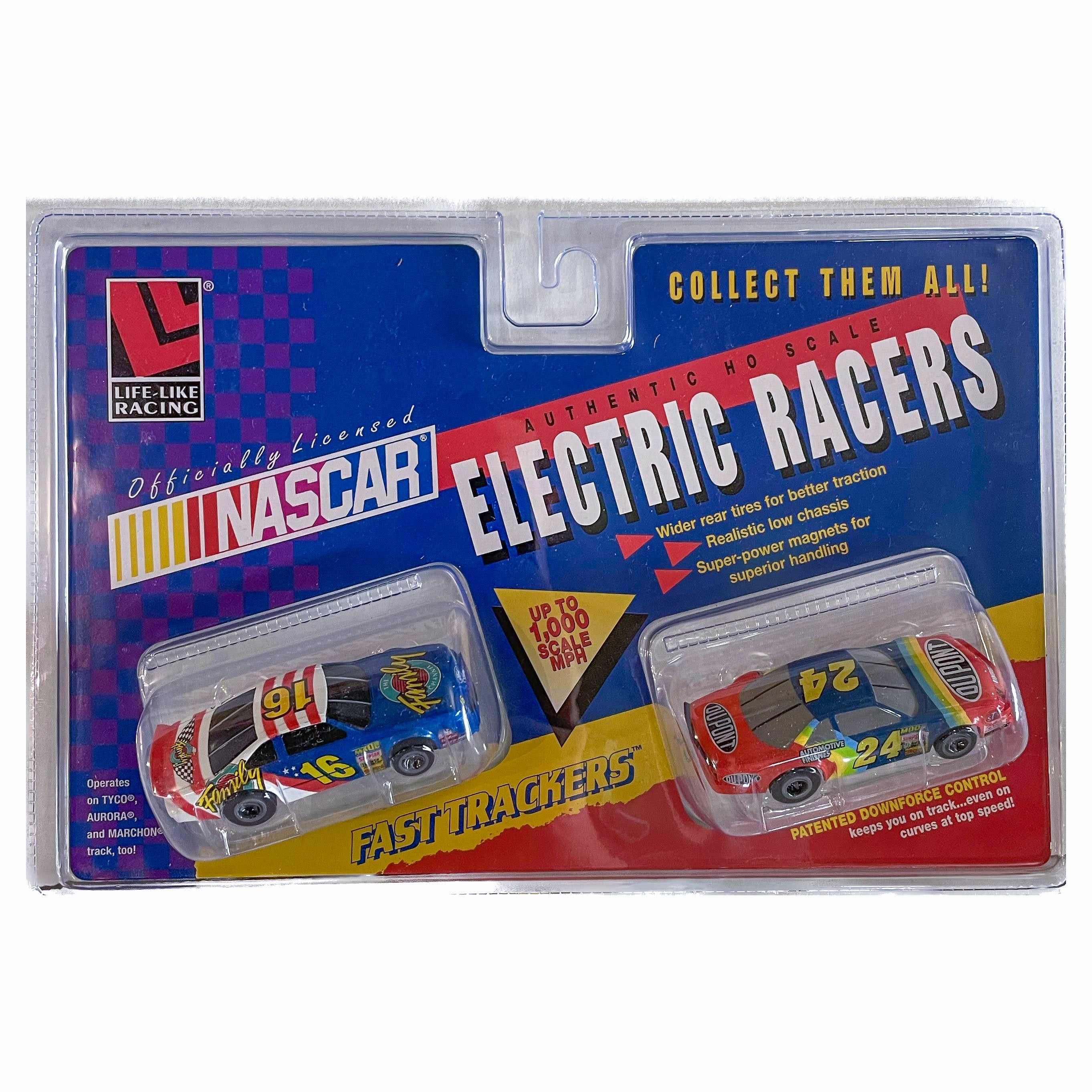 DuPont 24 vs Family Channel 16 | 9779 | Life-Like Racing Max-Traxx - The Fastest HO Scale Electric Racers!