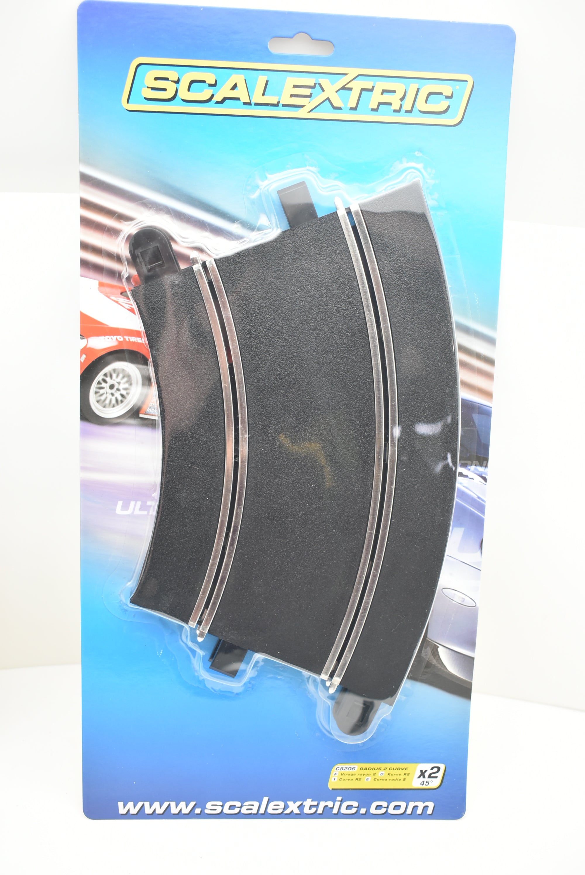 Scalextric Radius 2 Curve 45º x 2 - C8206: Thrilling Track for Digital Racing!