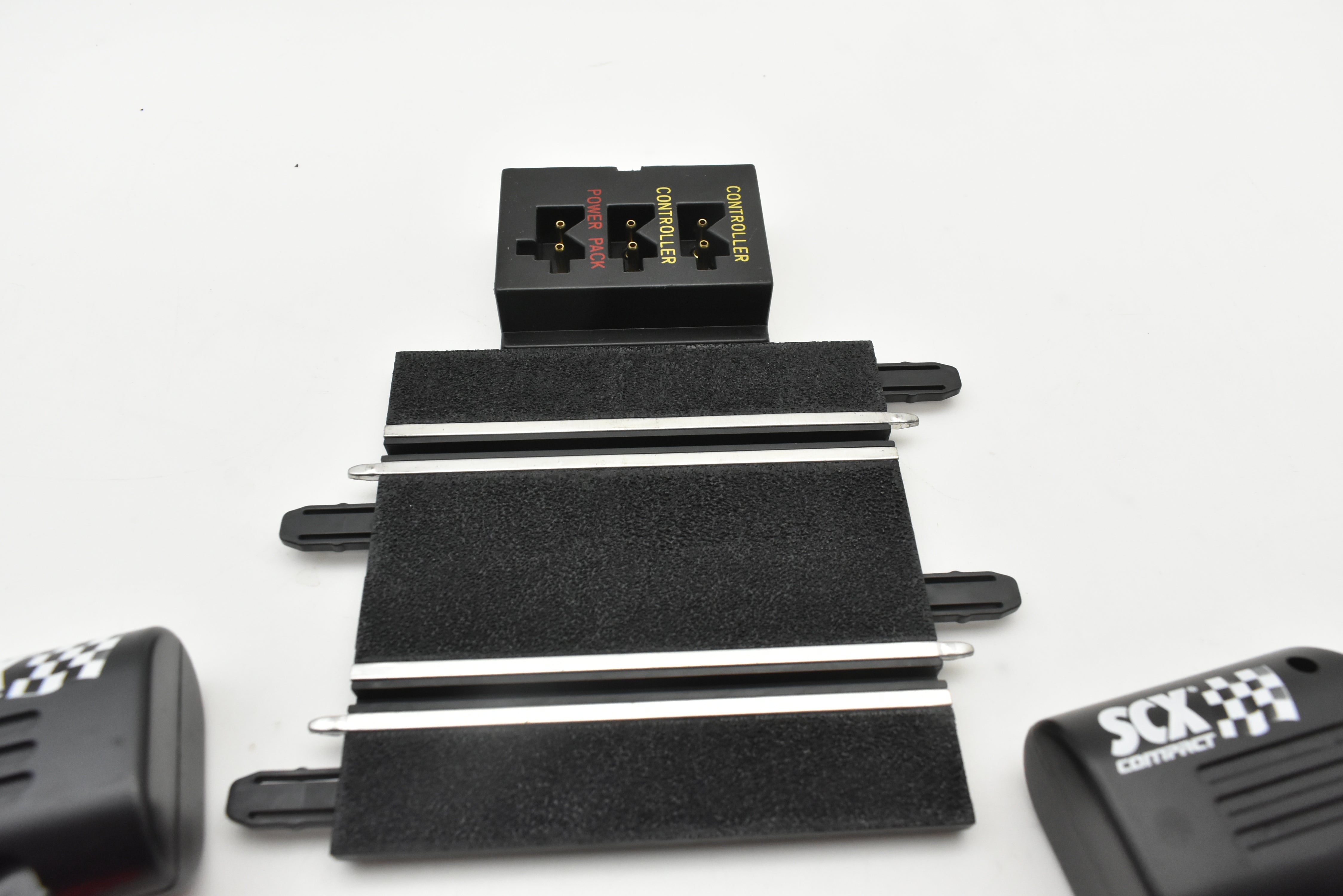 Power-Packed SCX Compact Start-Up Kit SC-01.050 - Ignite Your Racing Passion!