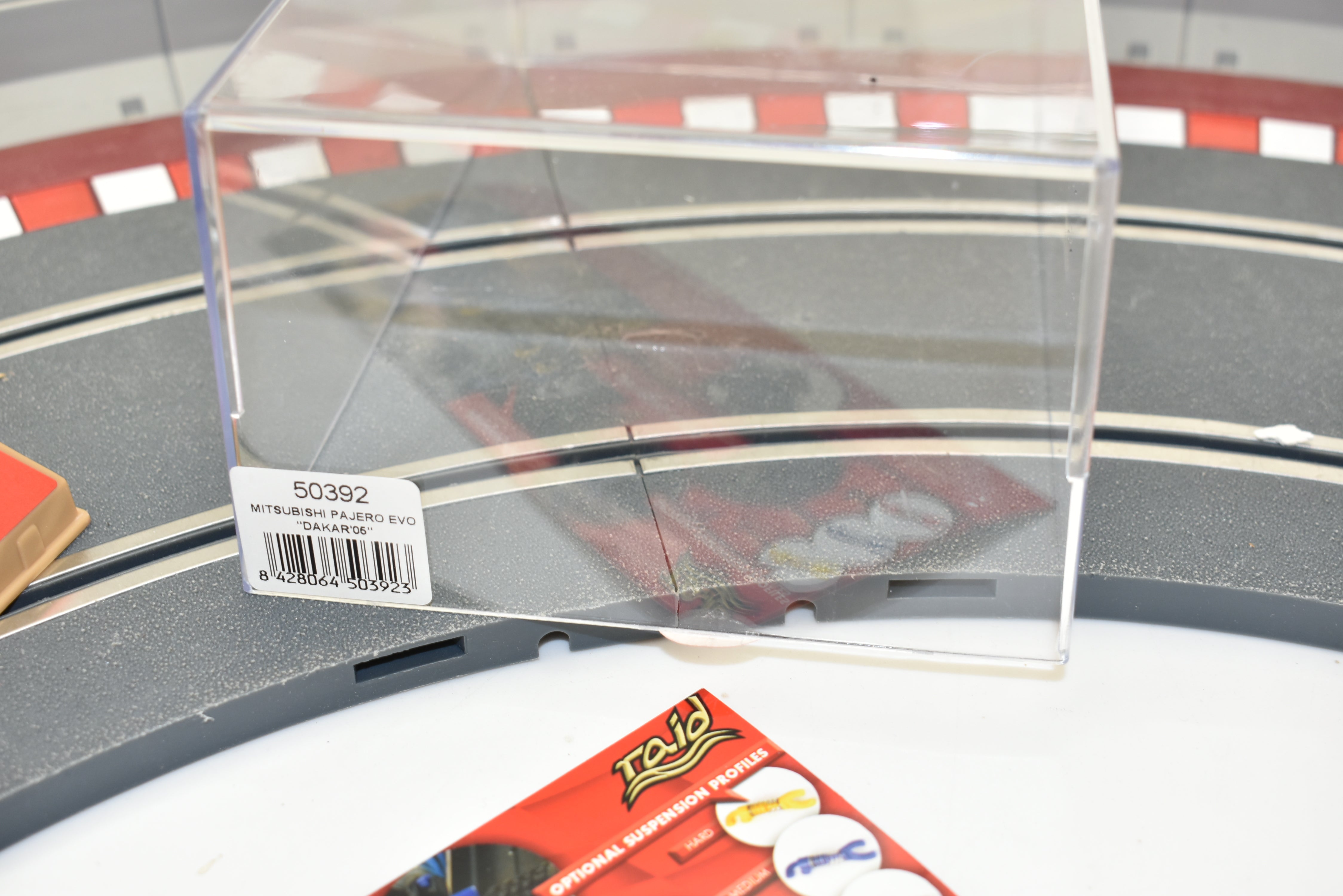 NINCO 1/32 Slot Cars: Mitsubishi Pajero Evo Dakar 2006 - A Racing Gem!