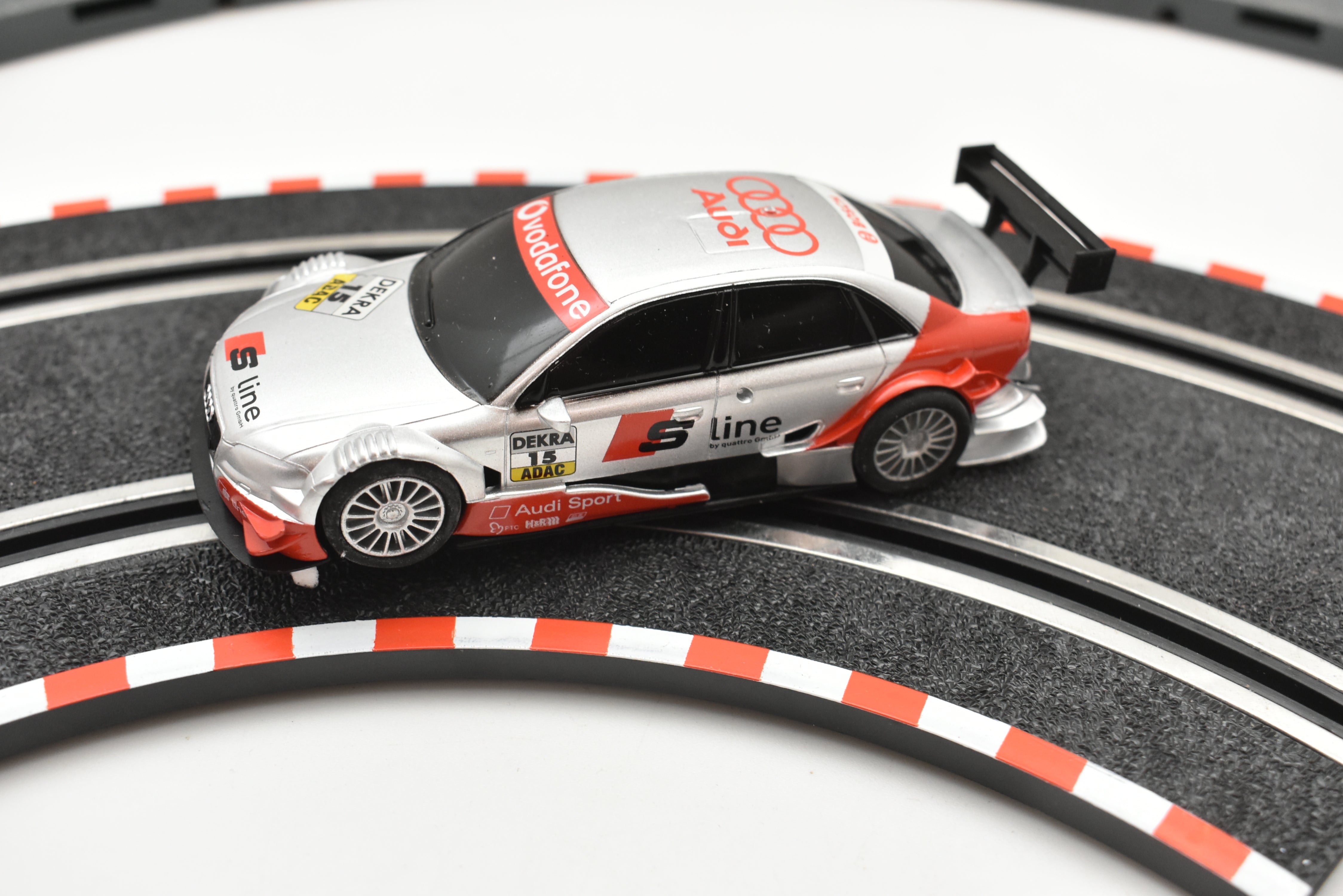 2014 Audi A4 DTM Vodafone - SCX Compact Thrill! | C10184X300