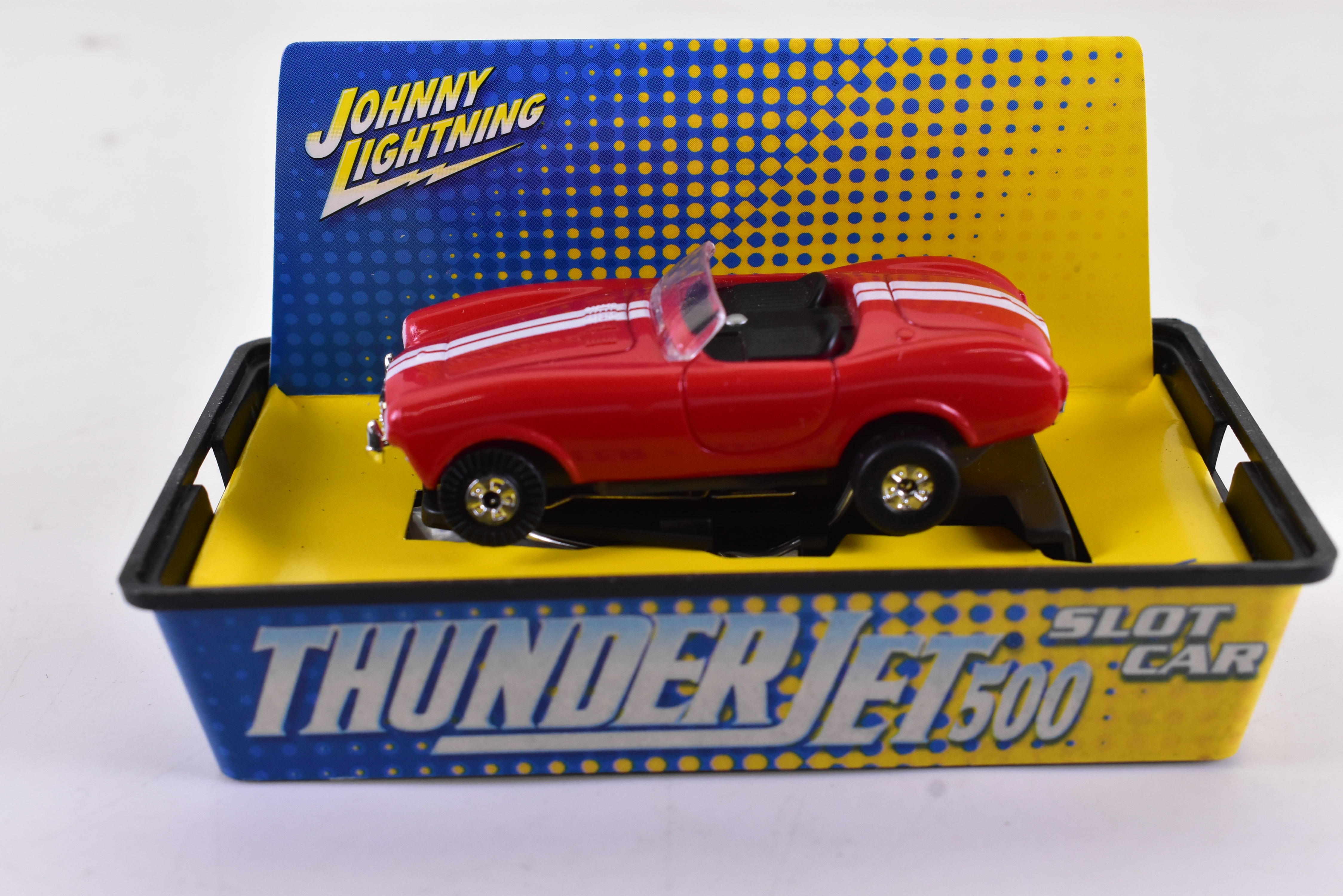 Auto World's Stunning Corbra Red ThunderJet 500 Ho Scale Racer - 330-2