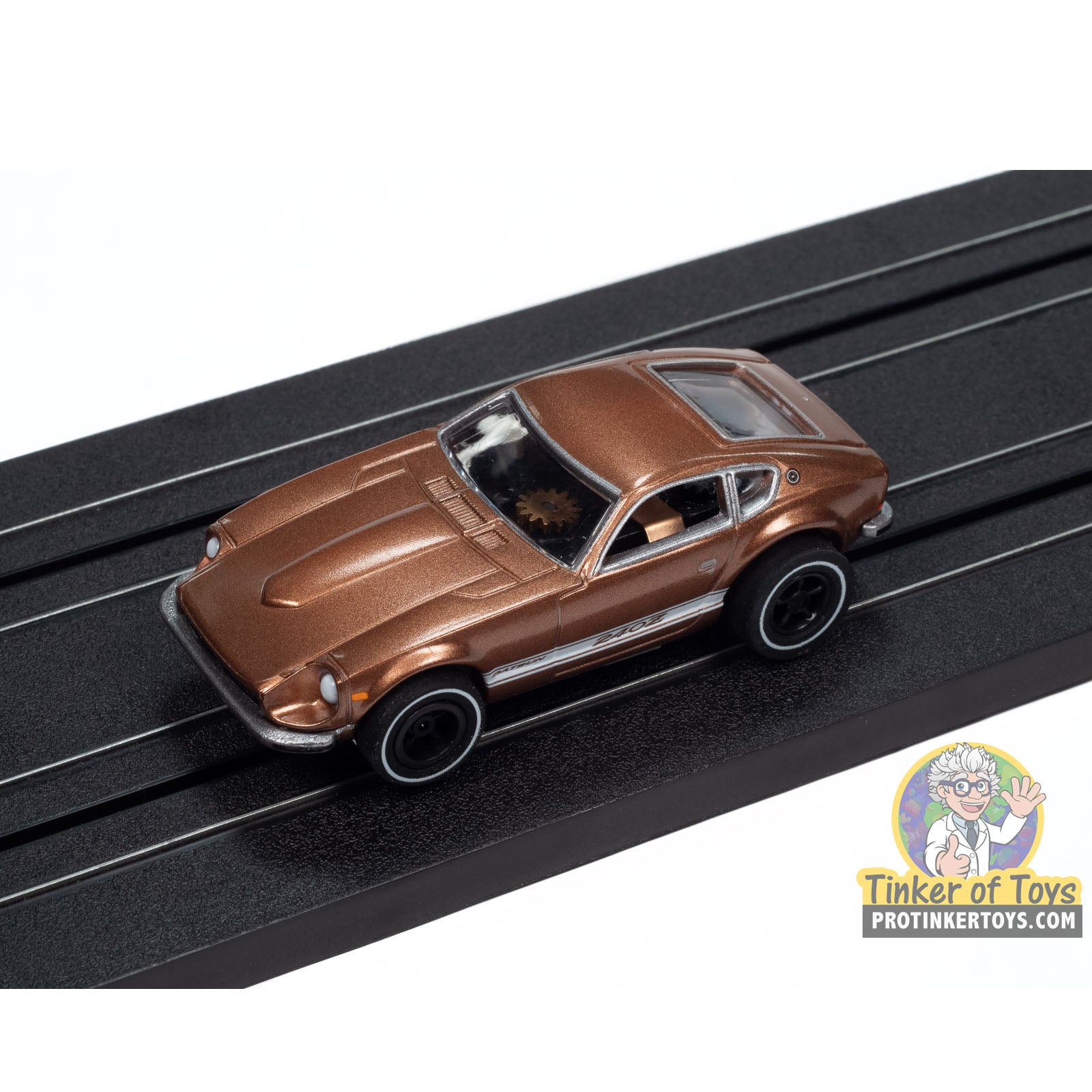 Auto World's X-Traction 1973 Datsun 240Z (Brown) 3A - A Must-Have!