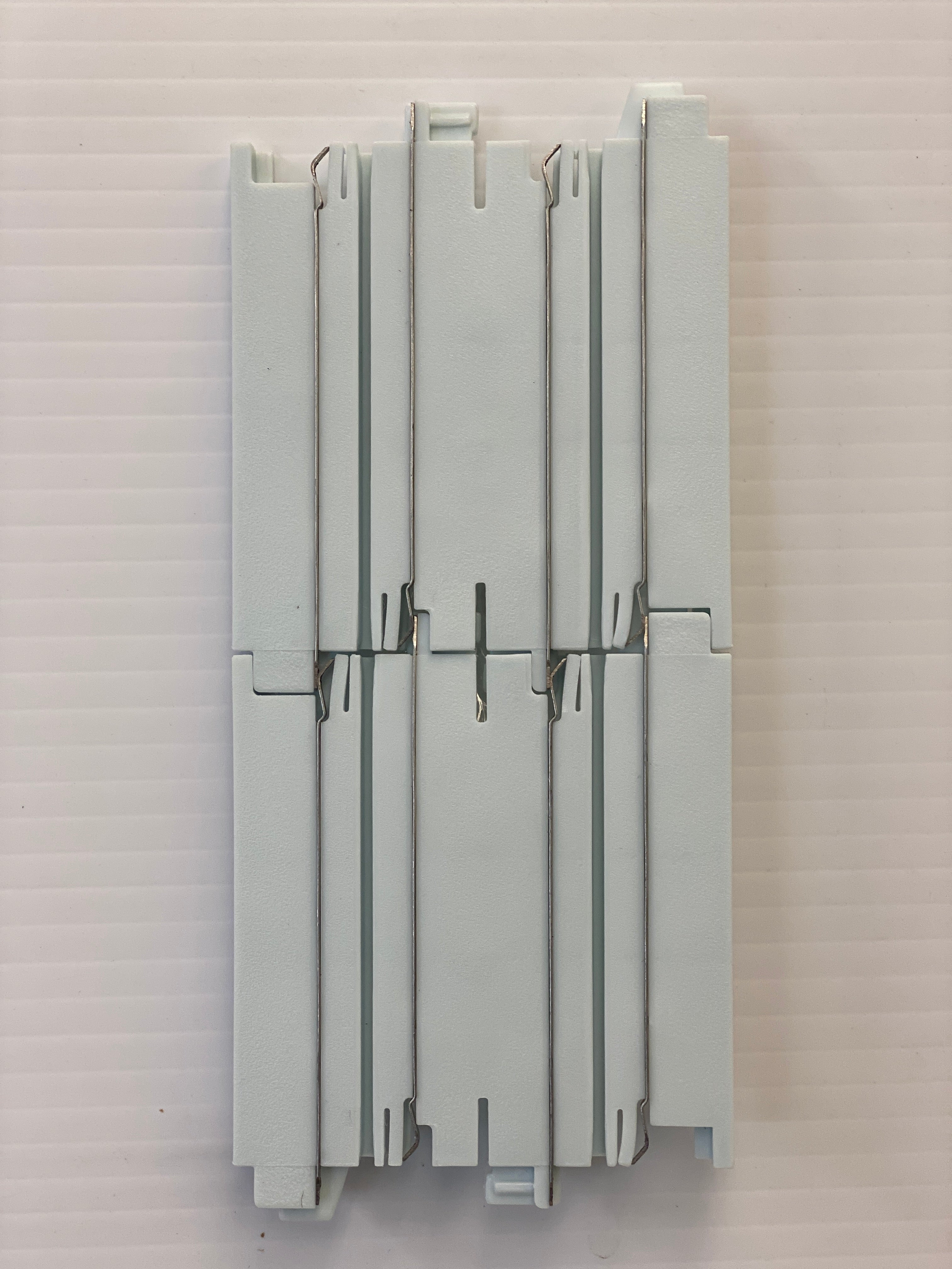 Auto World 3-Foot Straight Track 2-Pack | H0008